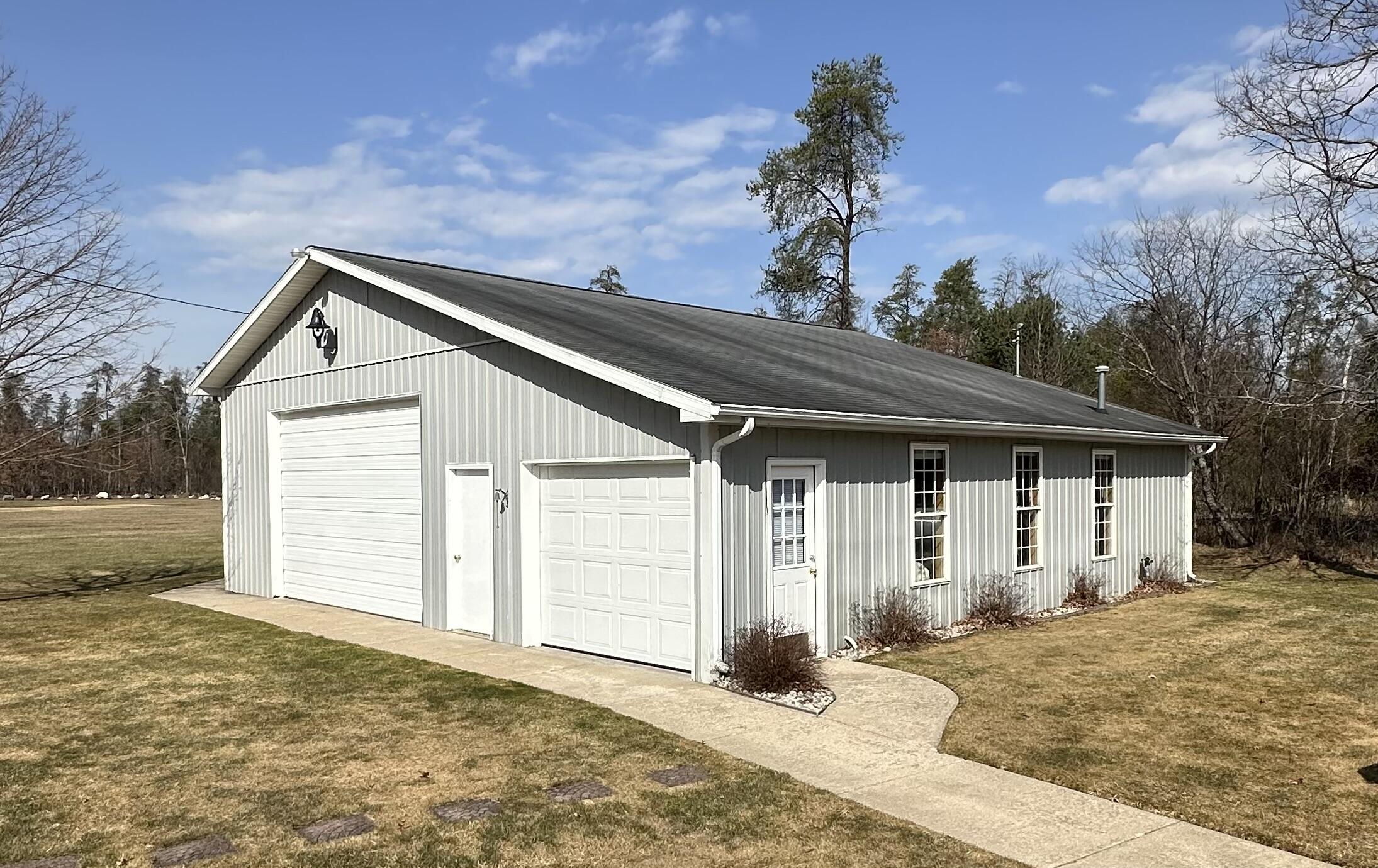 3777 N Peacock Trail