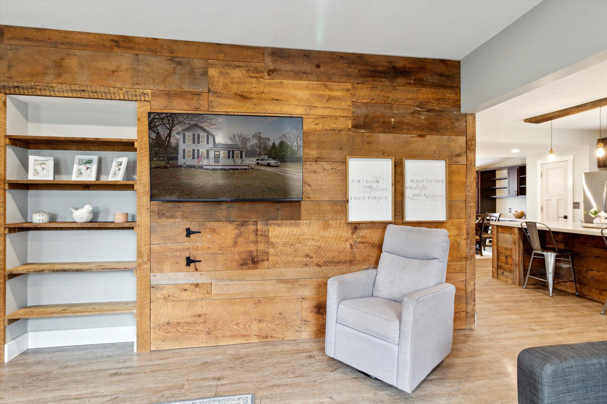 504 W W Pere Marquette Street