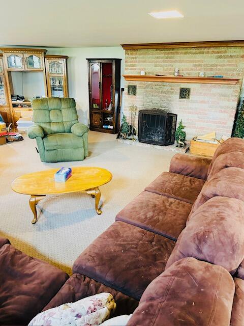 427 N River Street