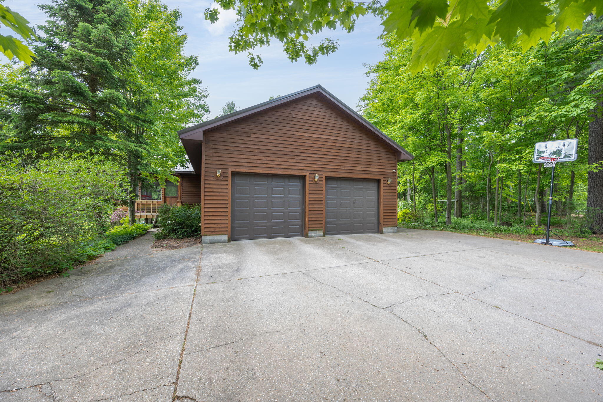 4300 Holton-Duck Lake Road