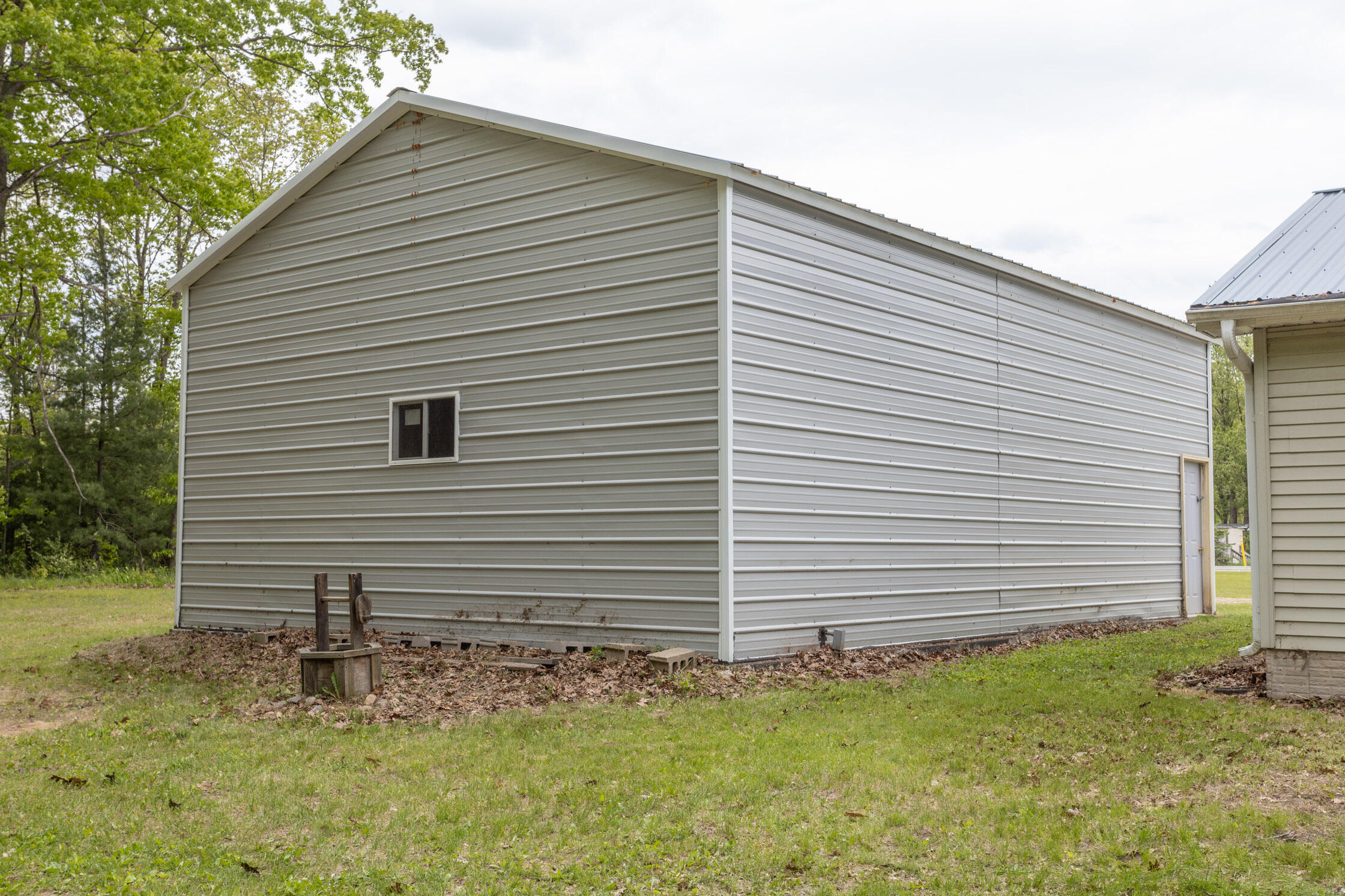 18735 Jefferson Road