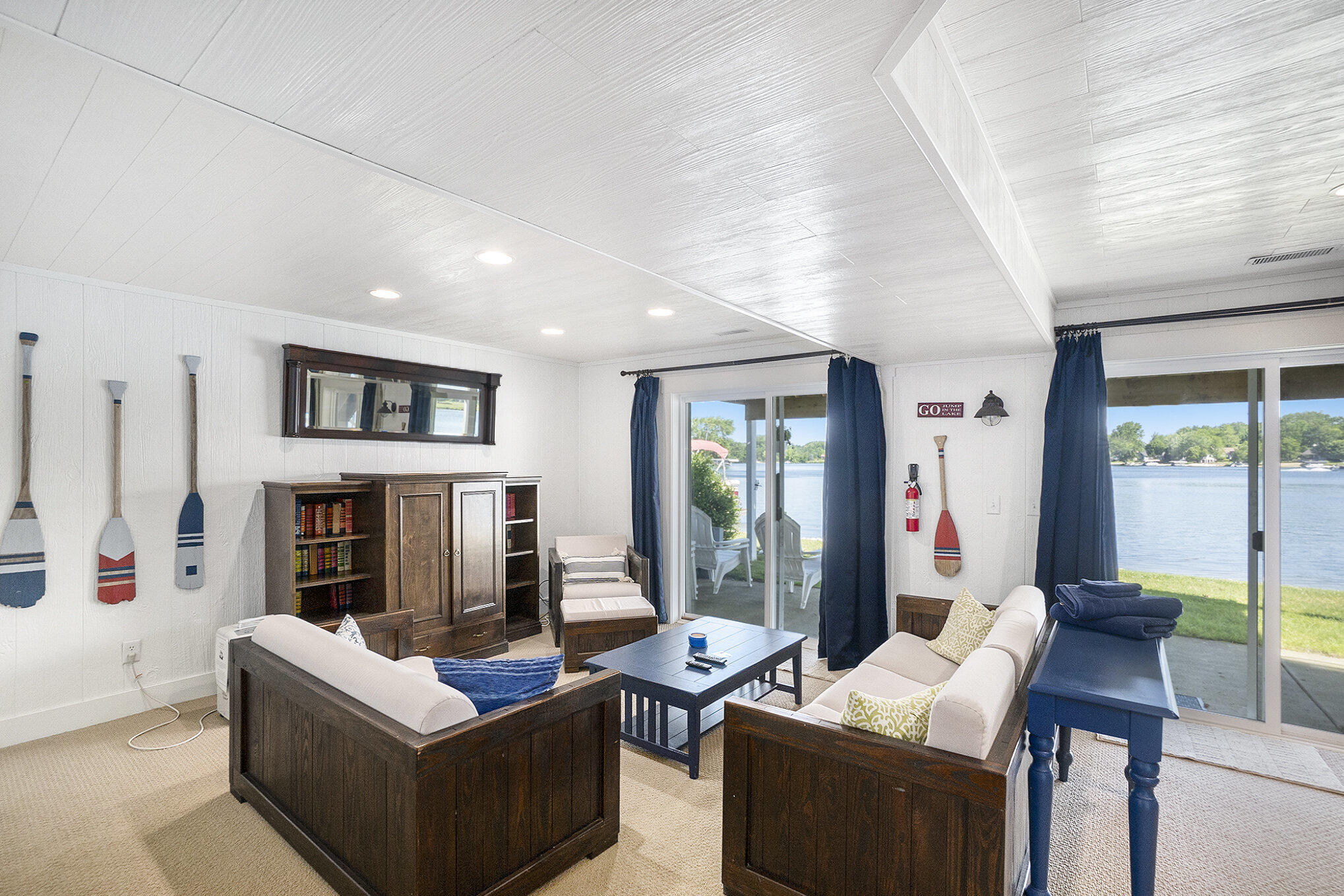 10520 Maple Crossing
