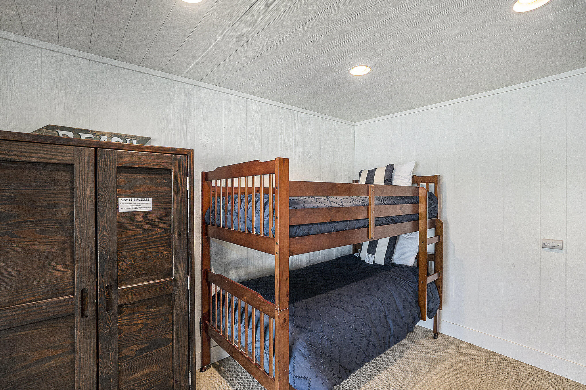 10520 Maple Crossing