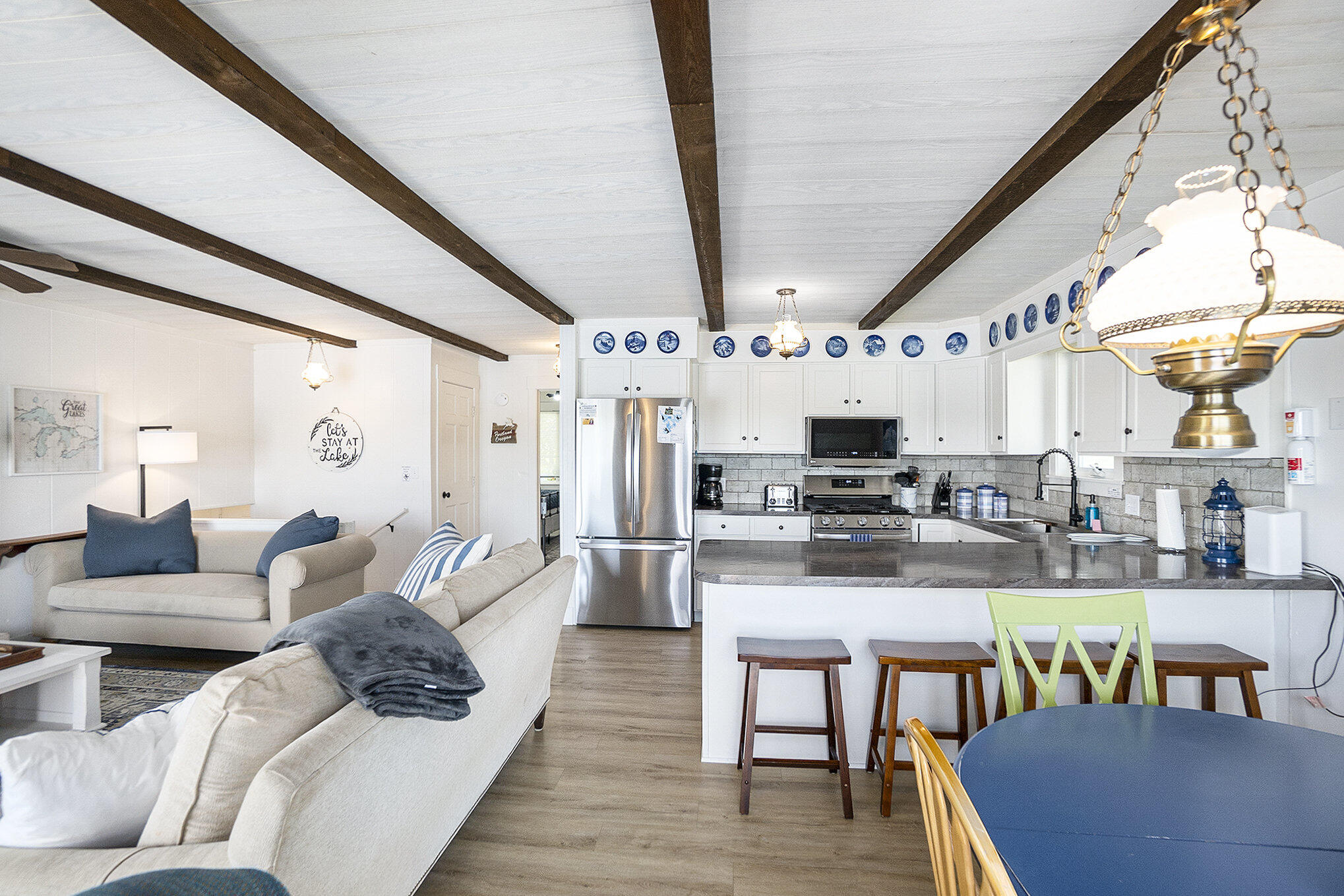 10520 Maple Crossing