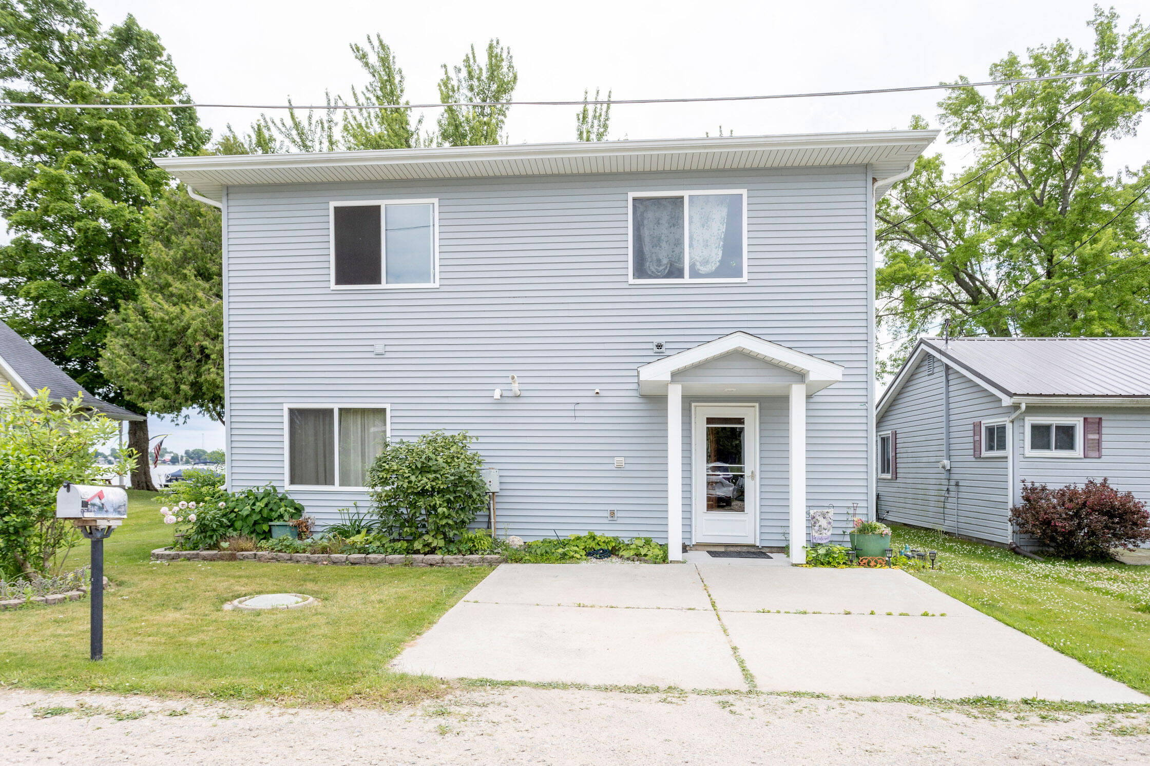 11105 Hahn Beach Drive