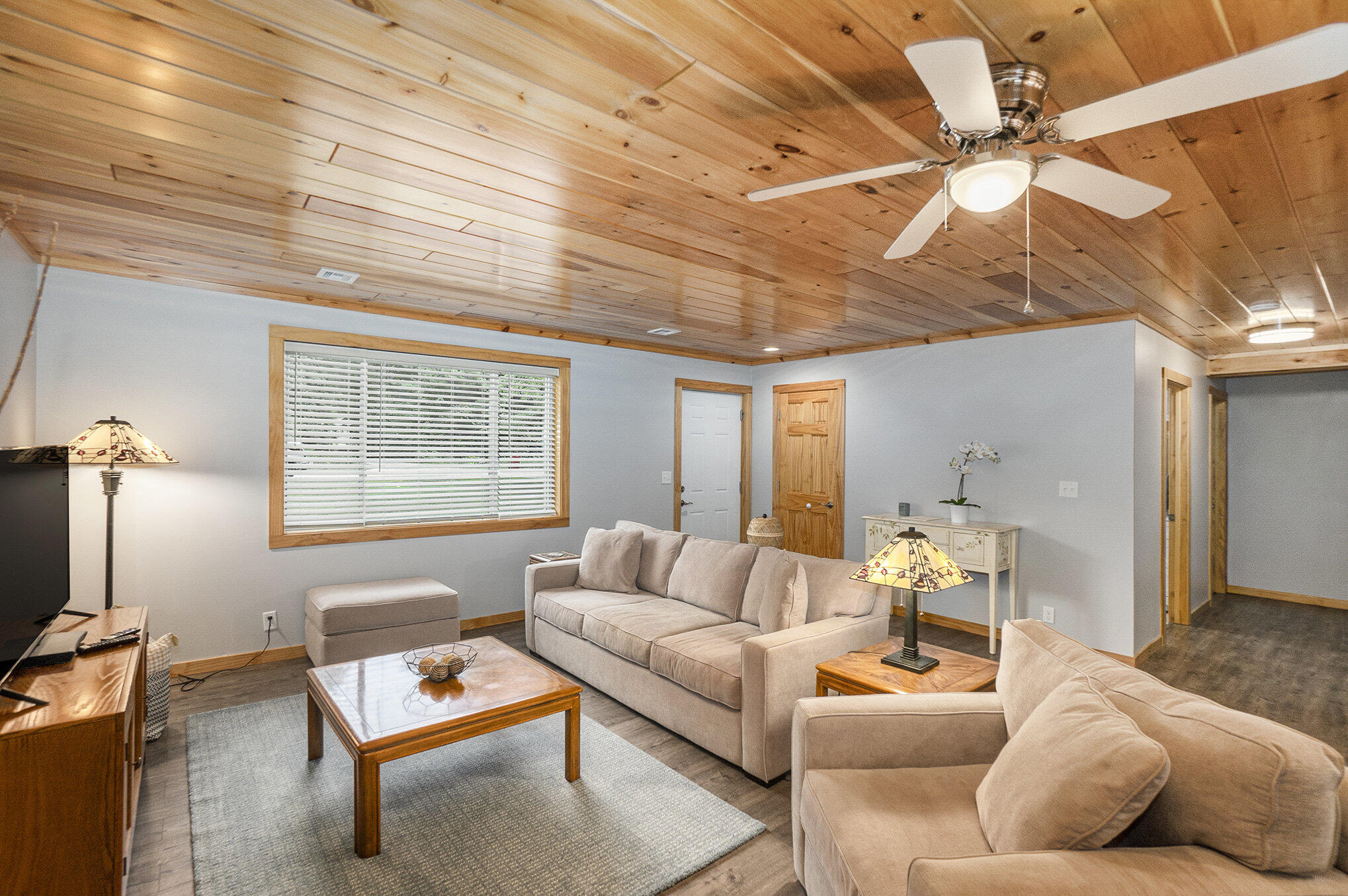 3979 Pfeiffer Court