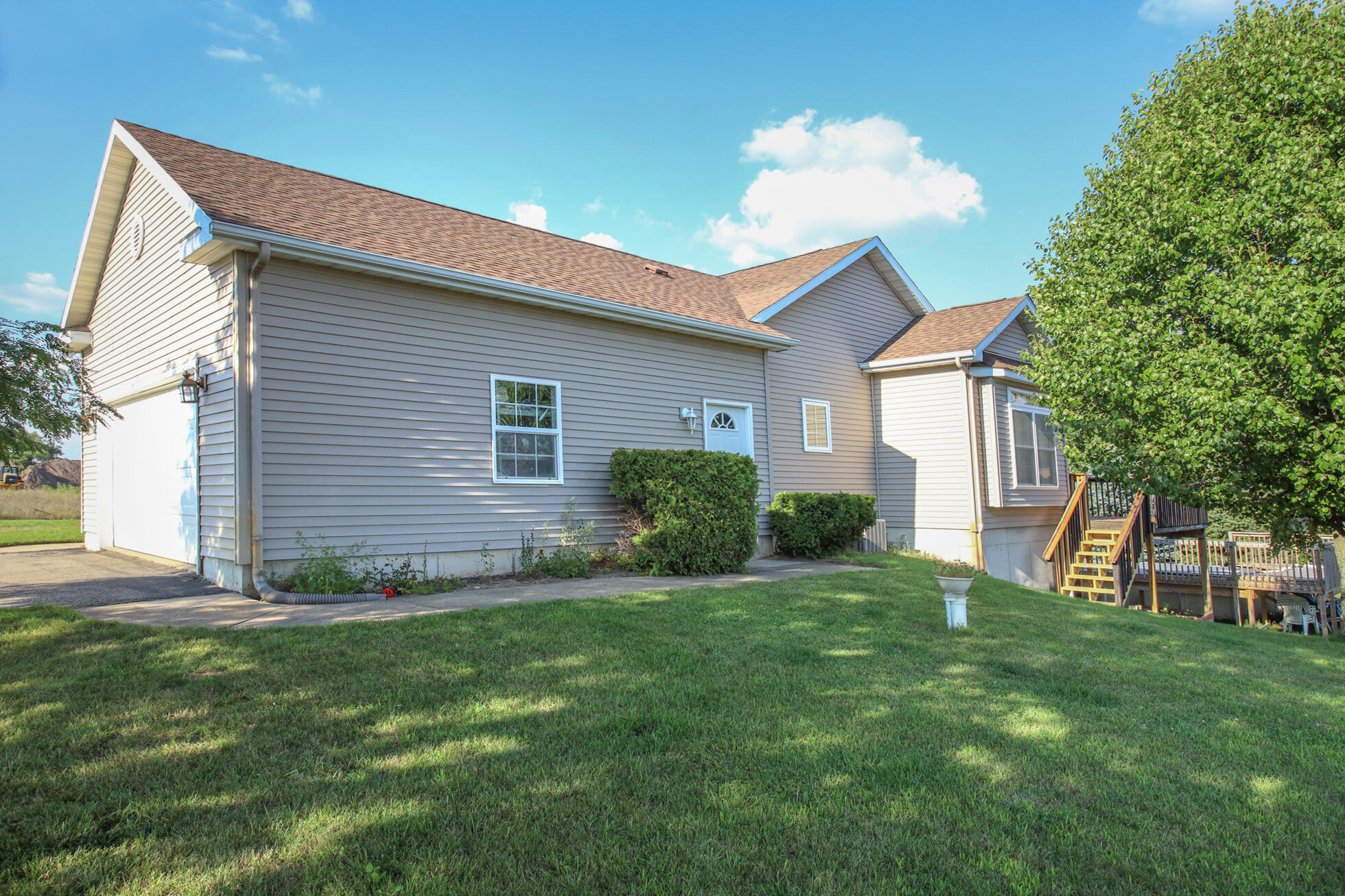 18606 Sunrise Lane