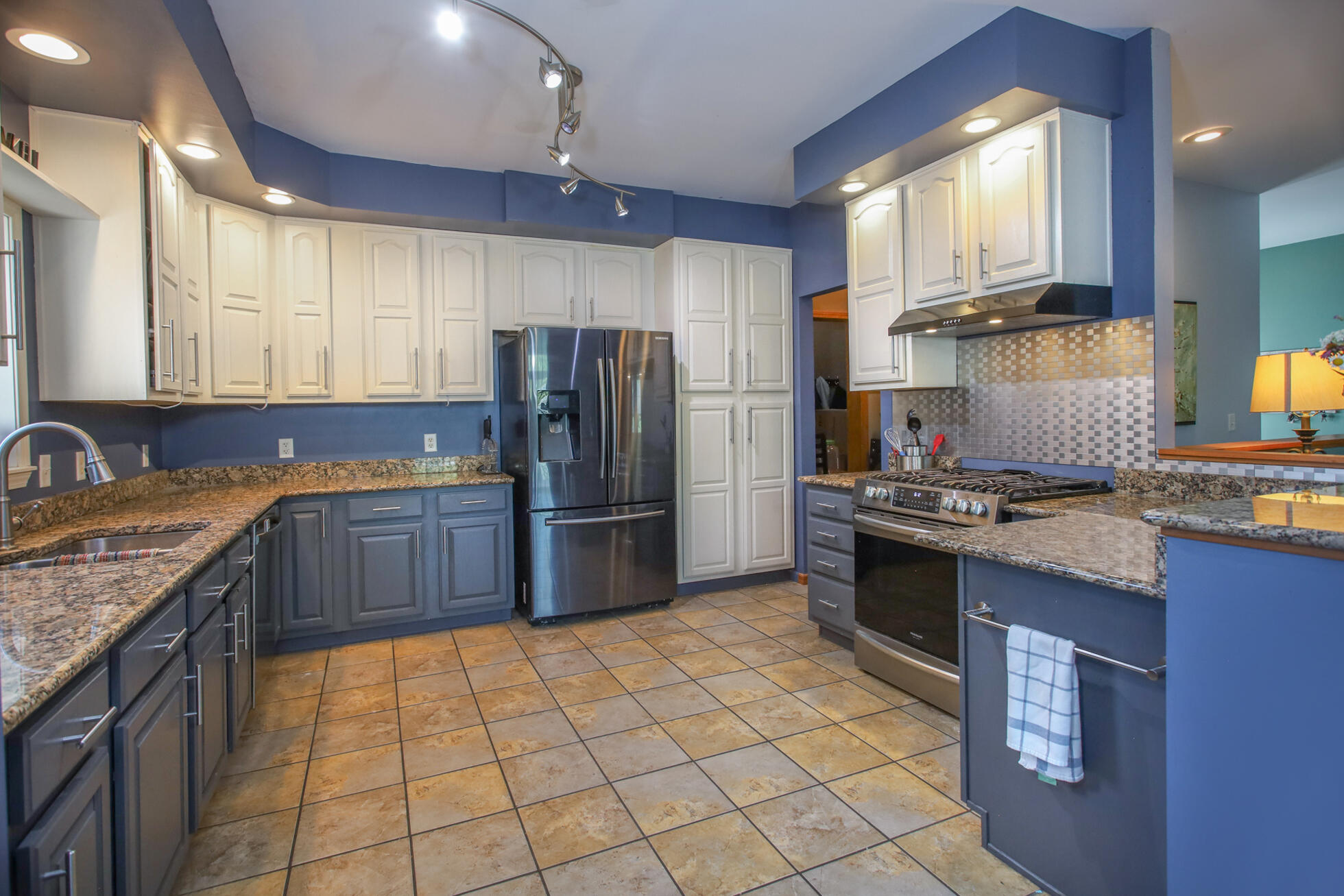 18606 Sunrise Lane