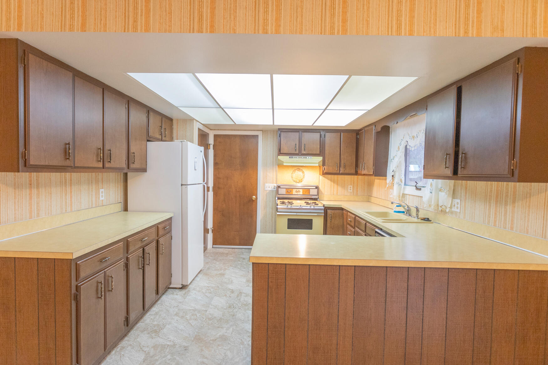 14080 Heritage Drive