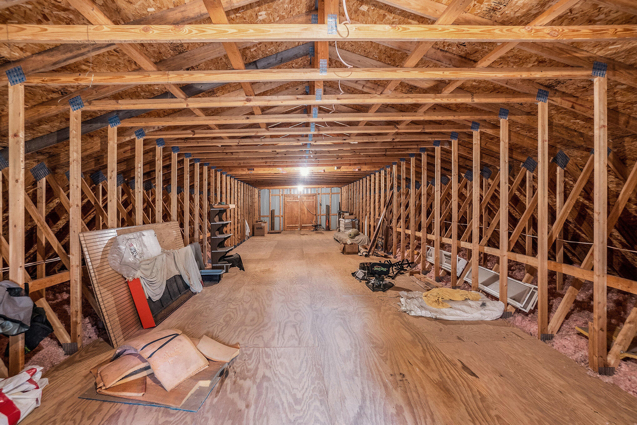 3085 Oak Road