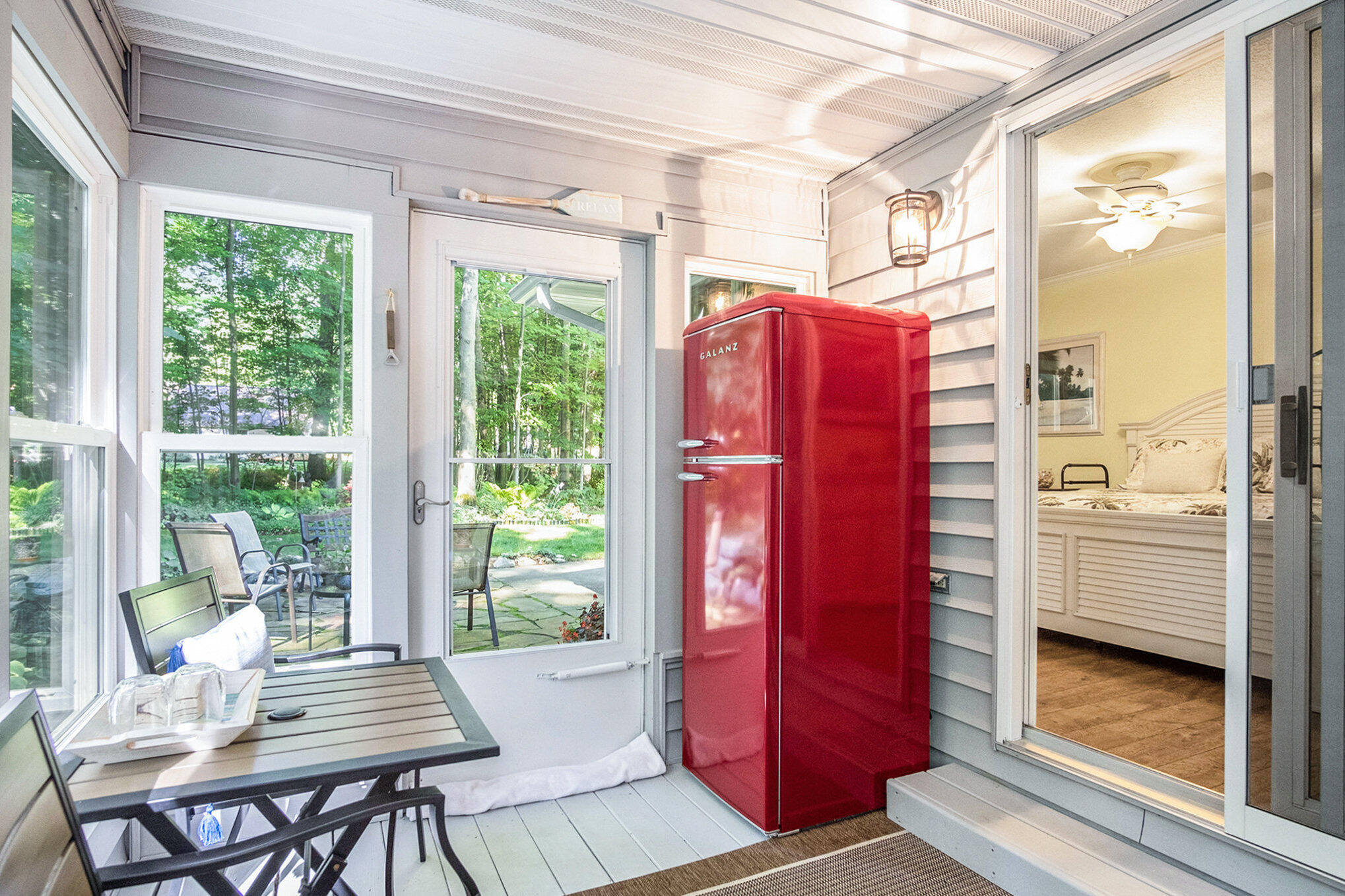 8463 Highland Trail