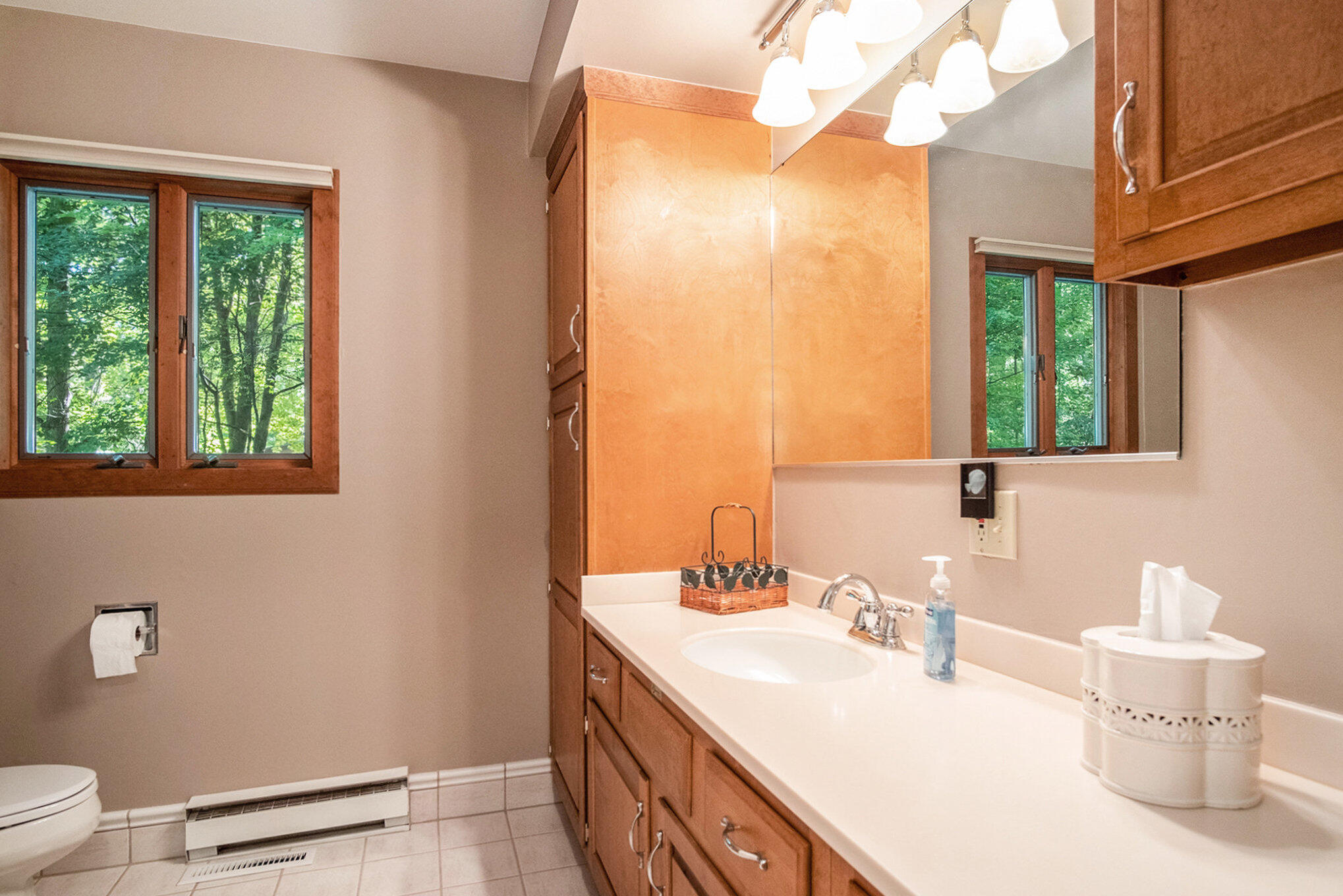 8463 Highland Trail