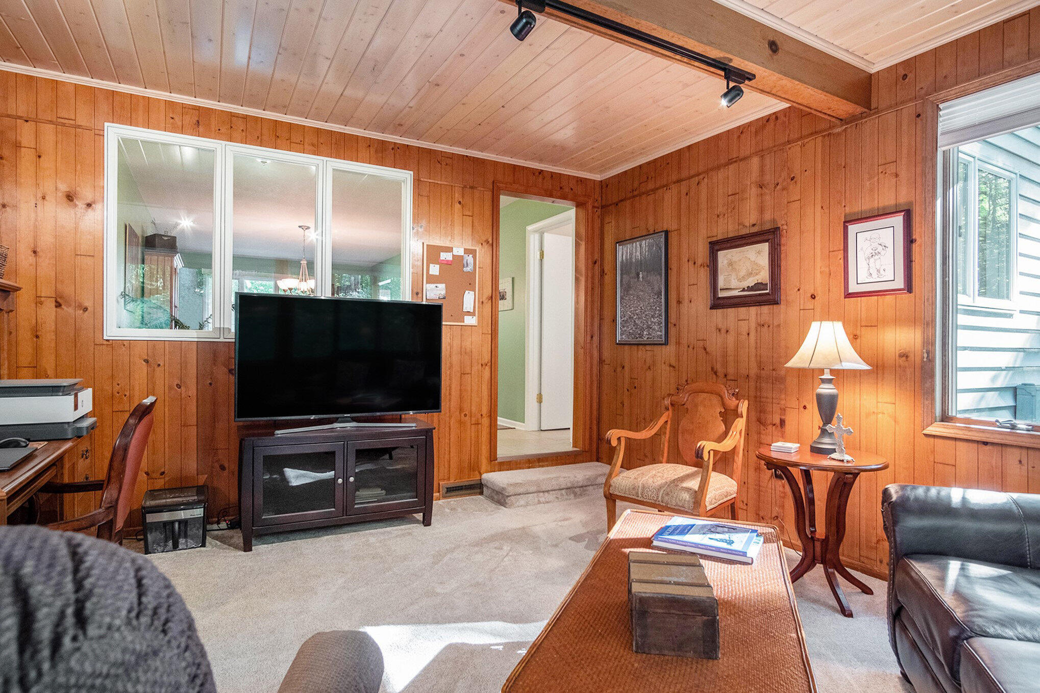 8463 Highland Trail