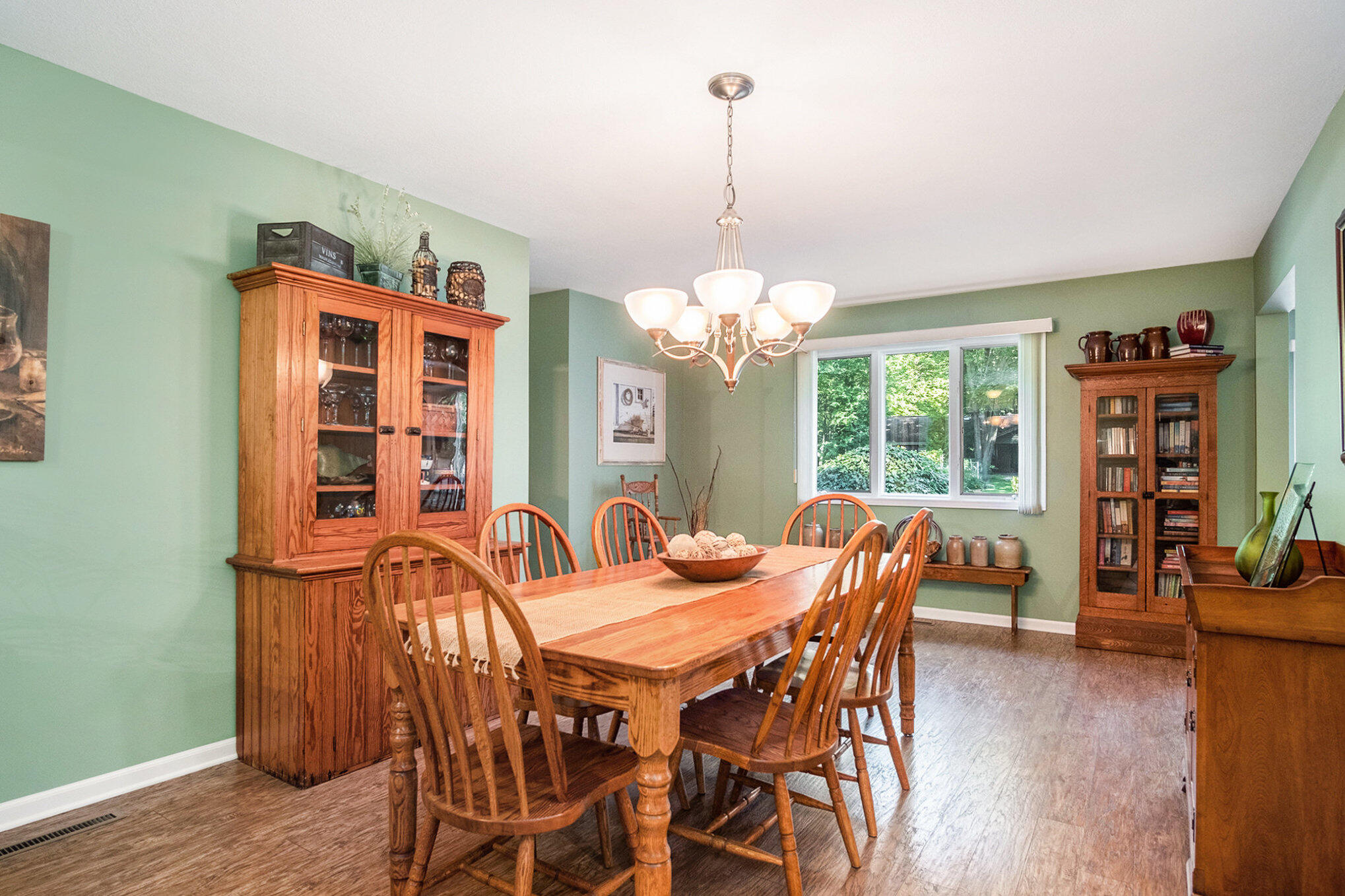 8463 Highland Trail