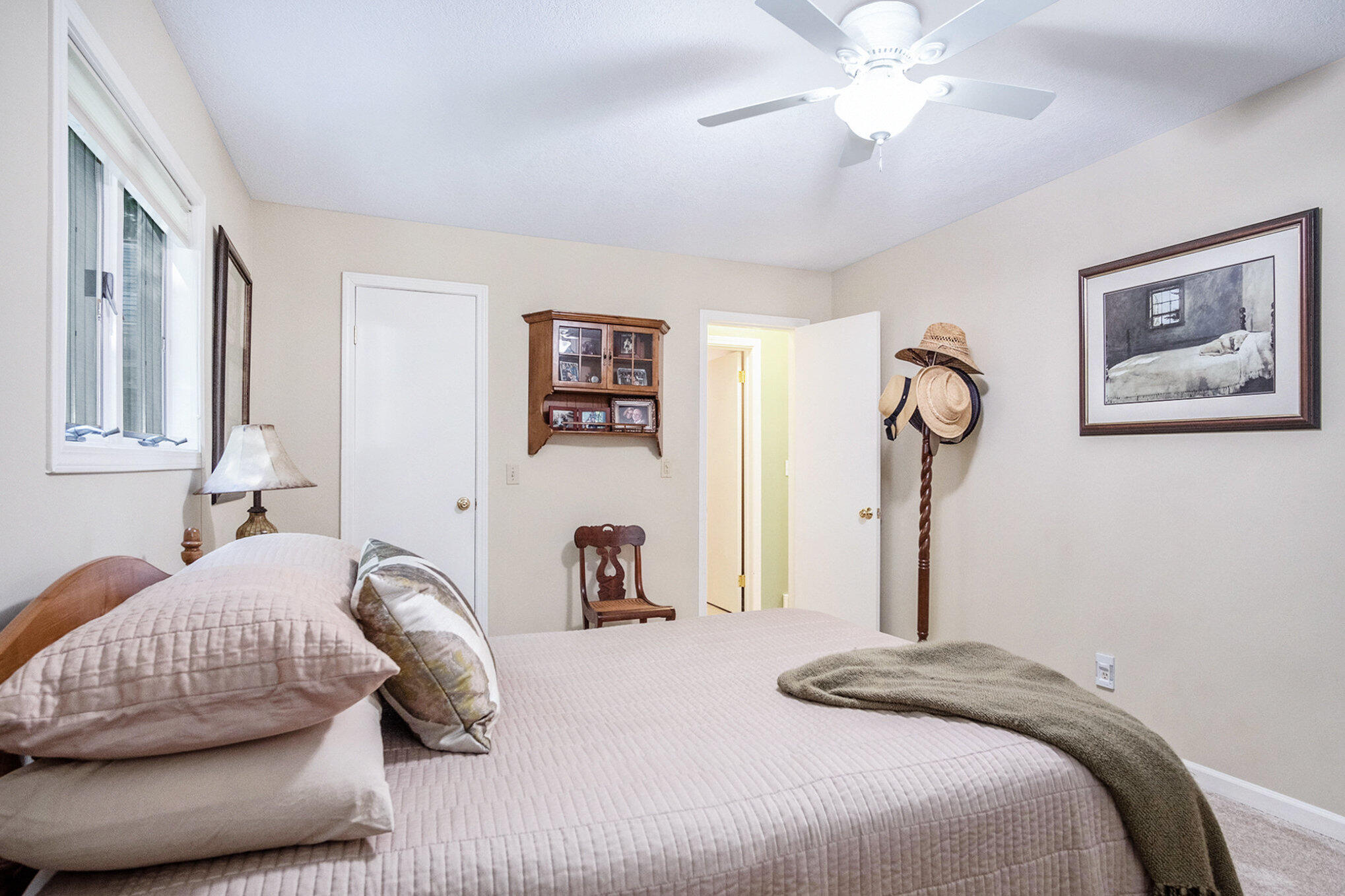 8463 Highland Trail