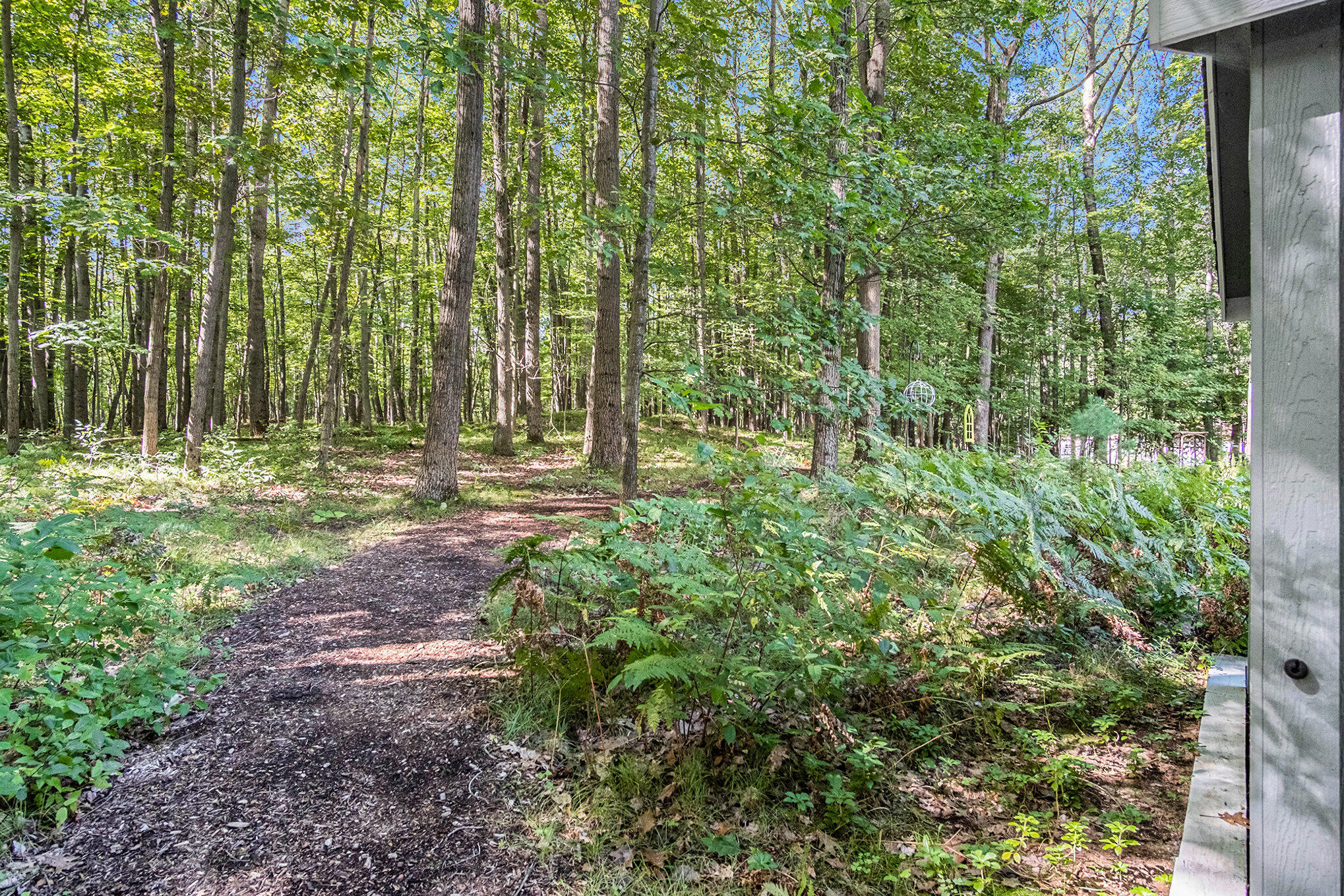 8463 Highland Trail