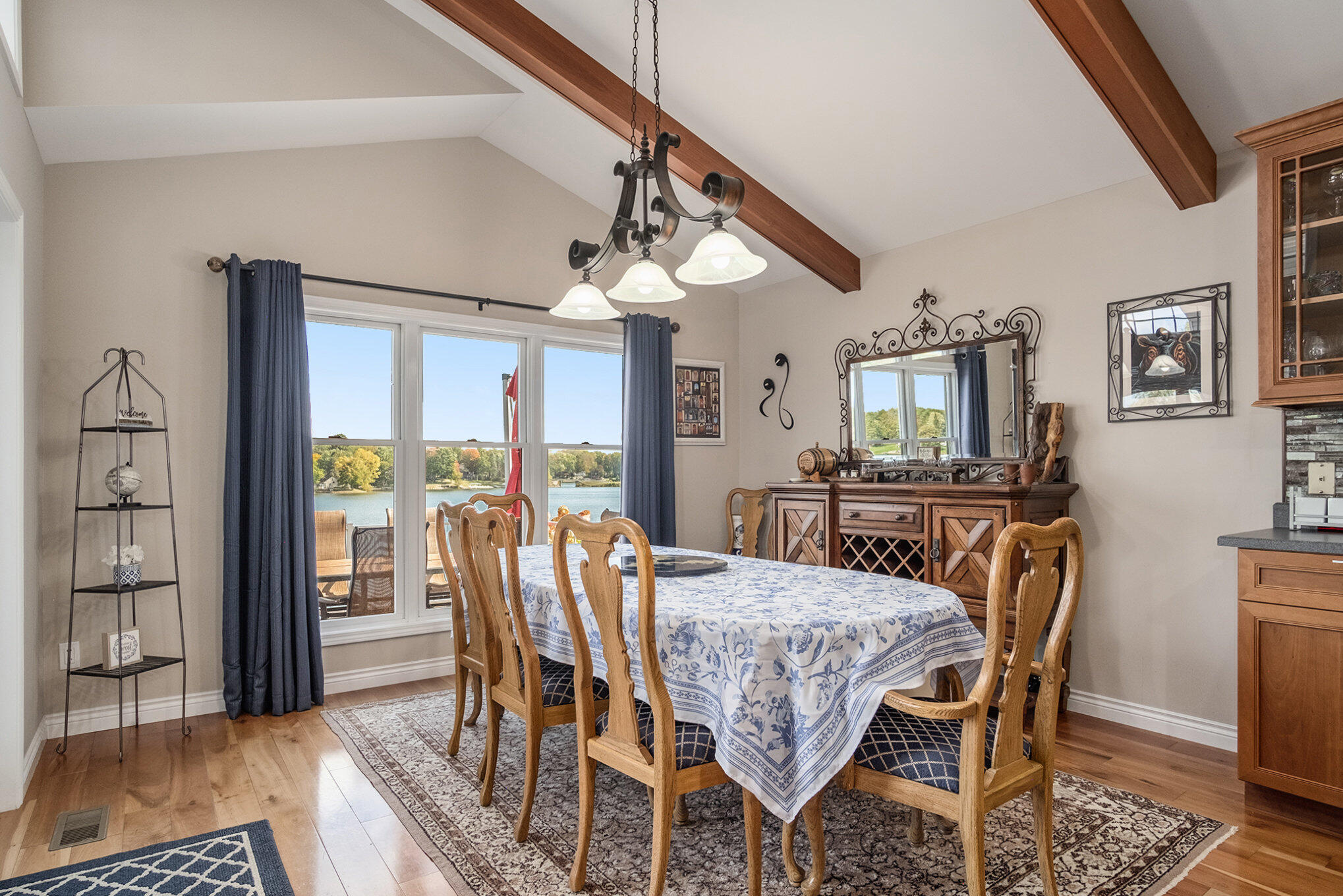 7988 Island Court