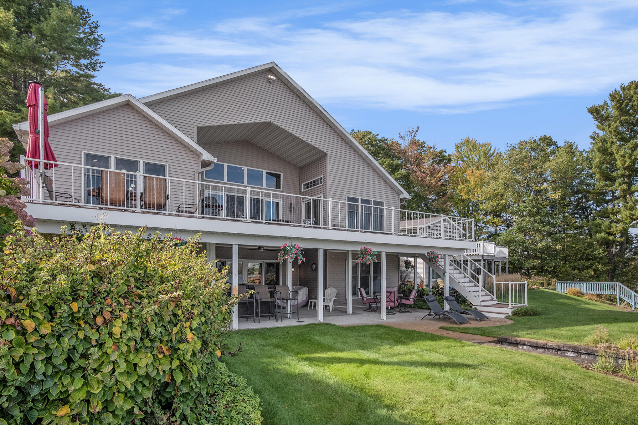 7988 Island Court