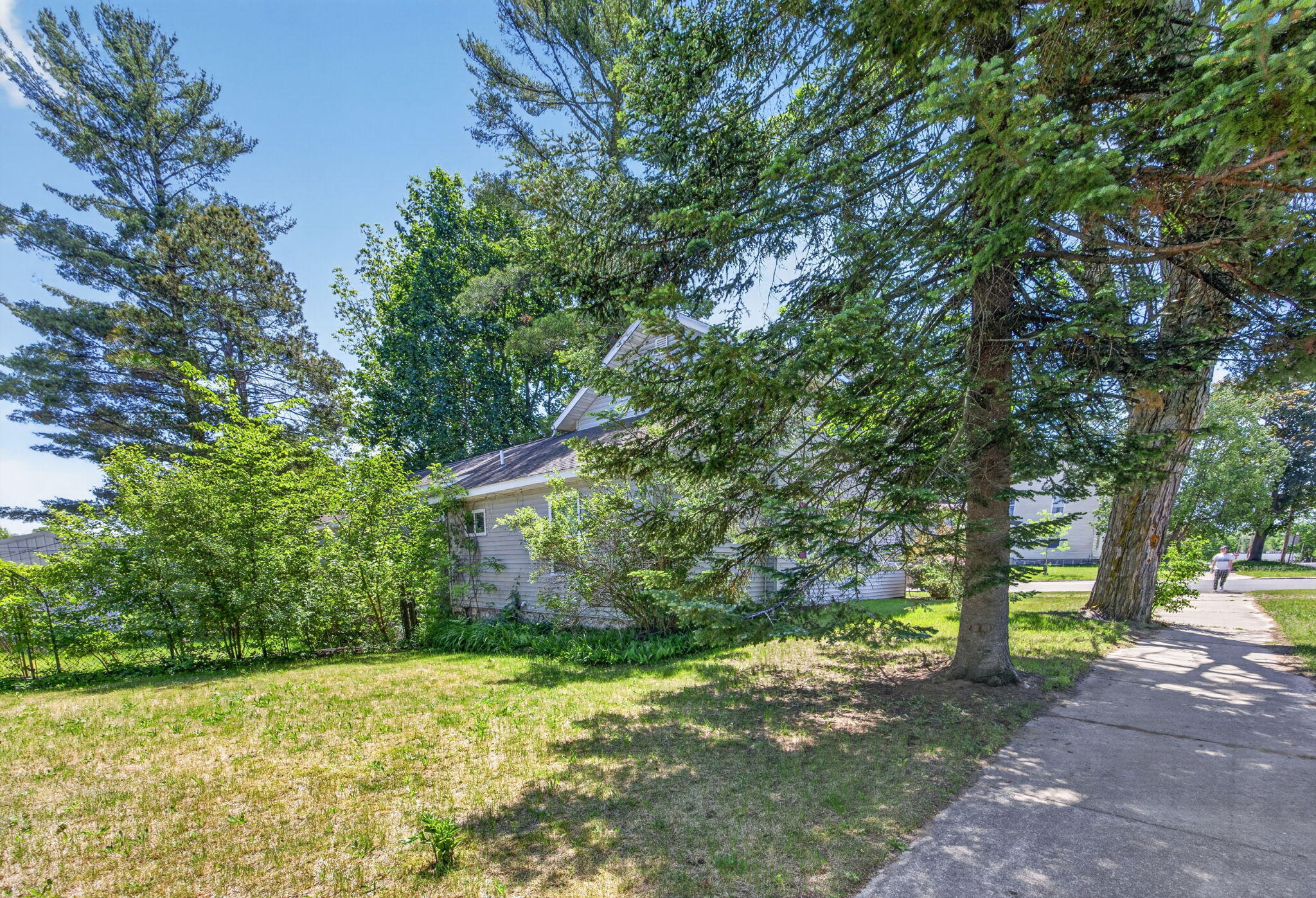 124 W Madison Street