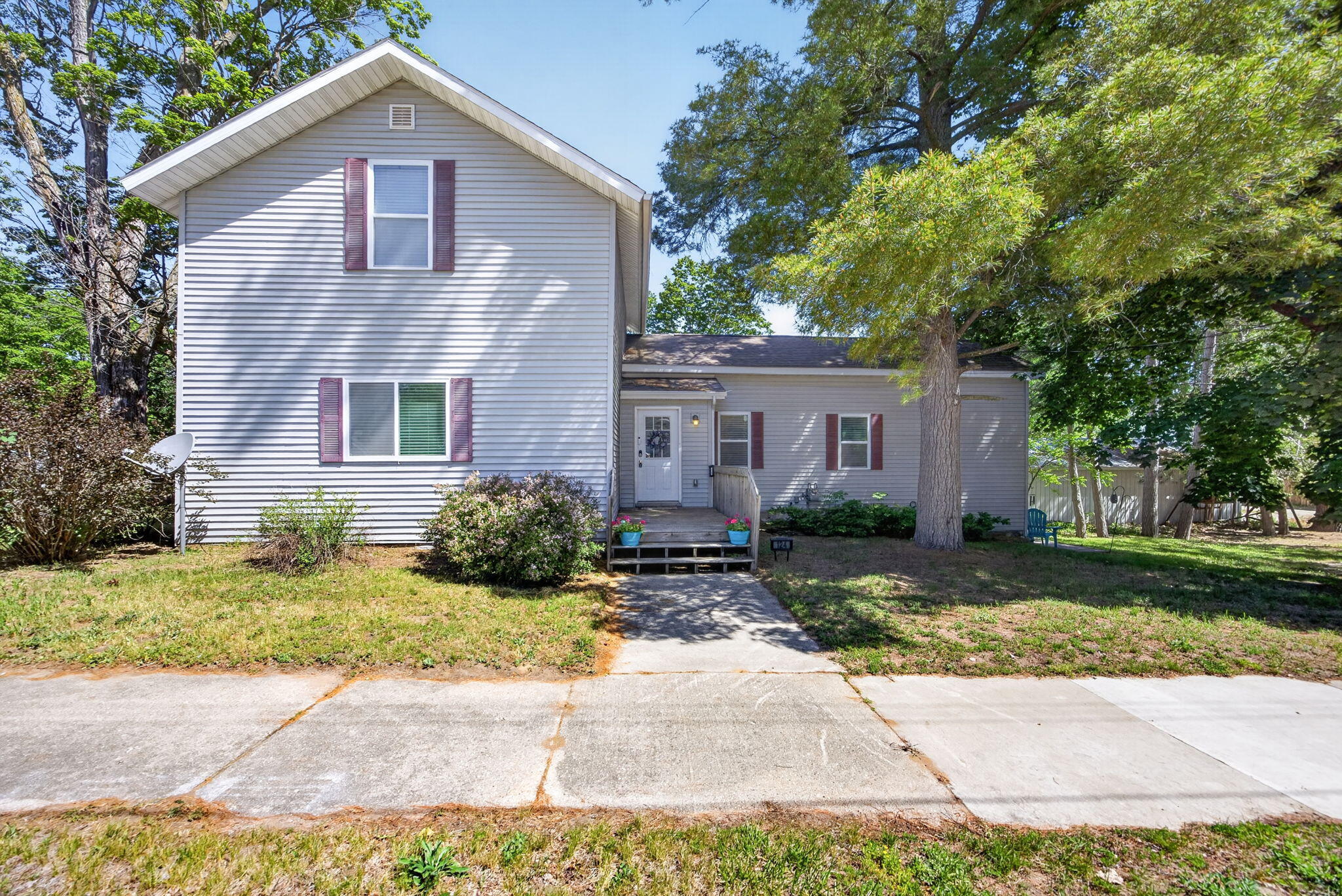 124 W Madison Street