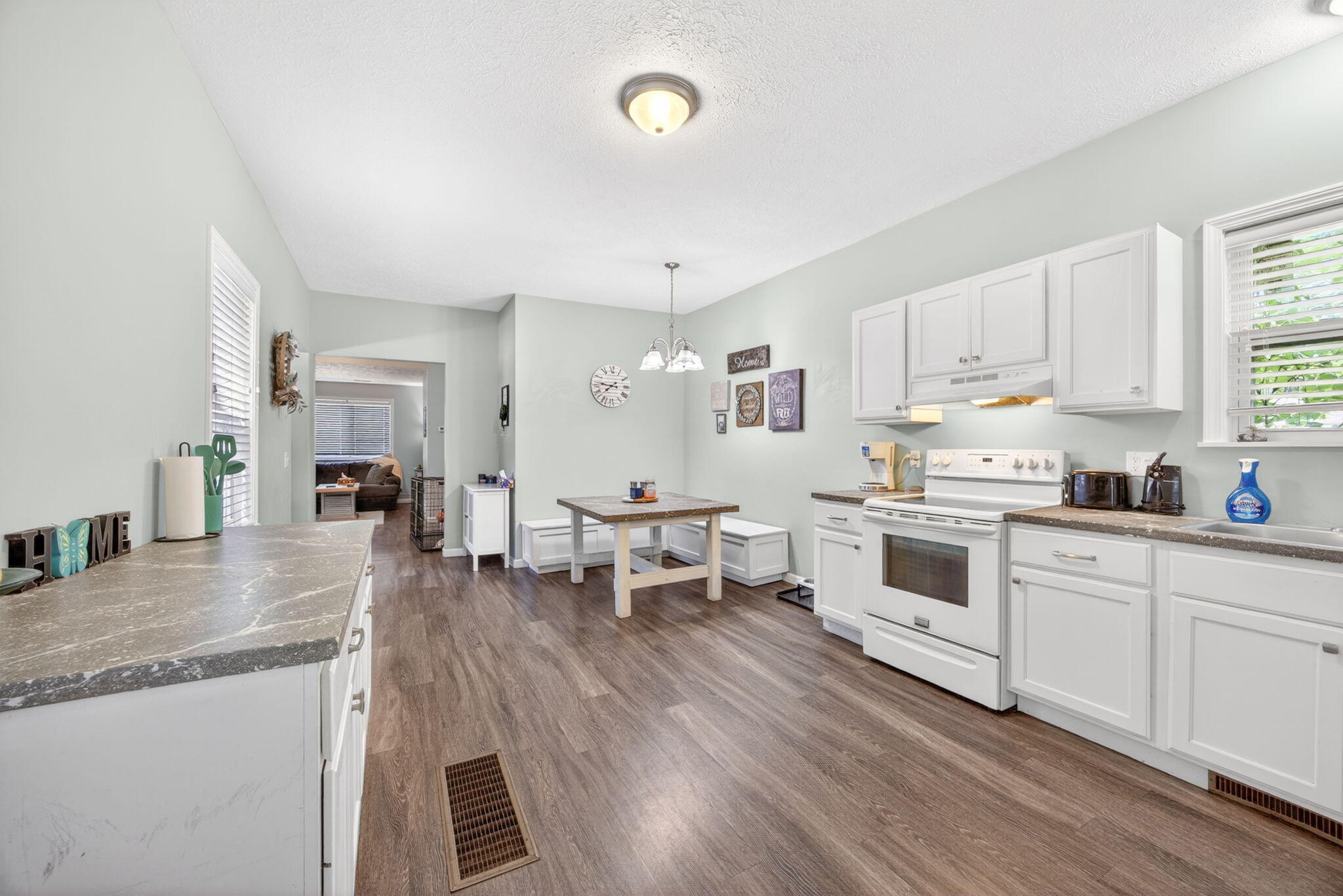 124 W Madison Street