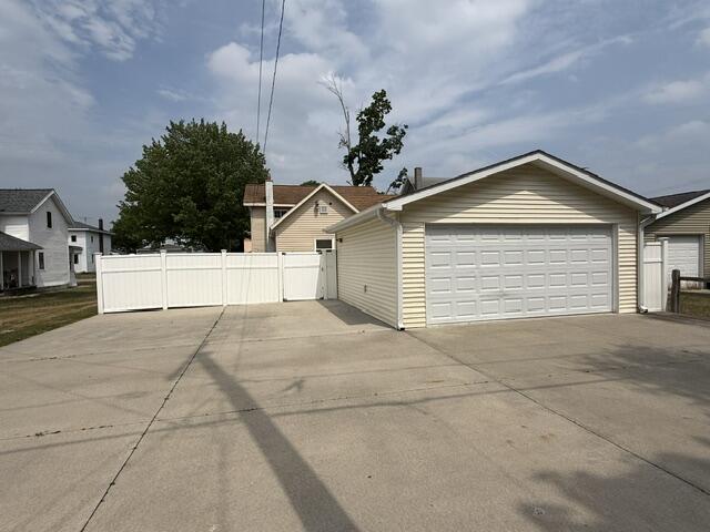117 N 3rd Avenue