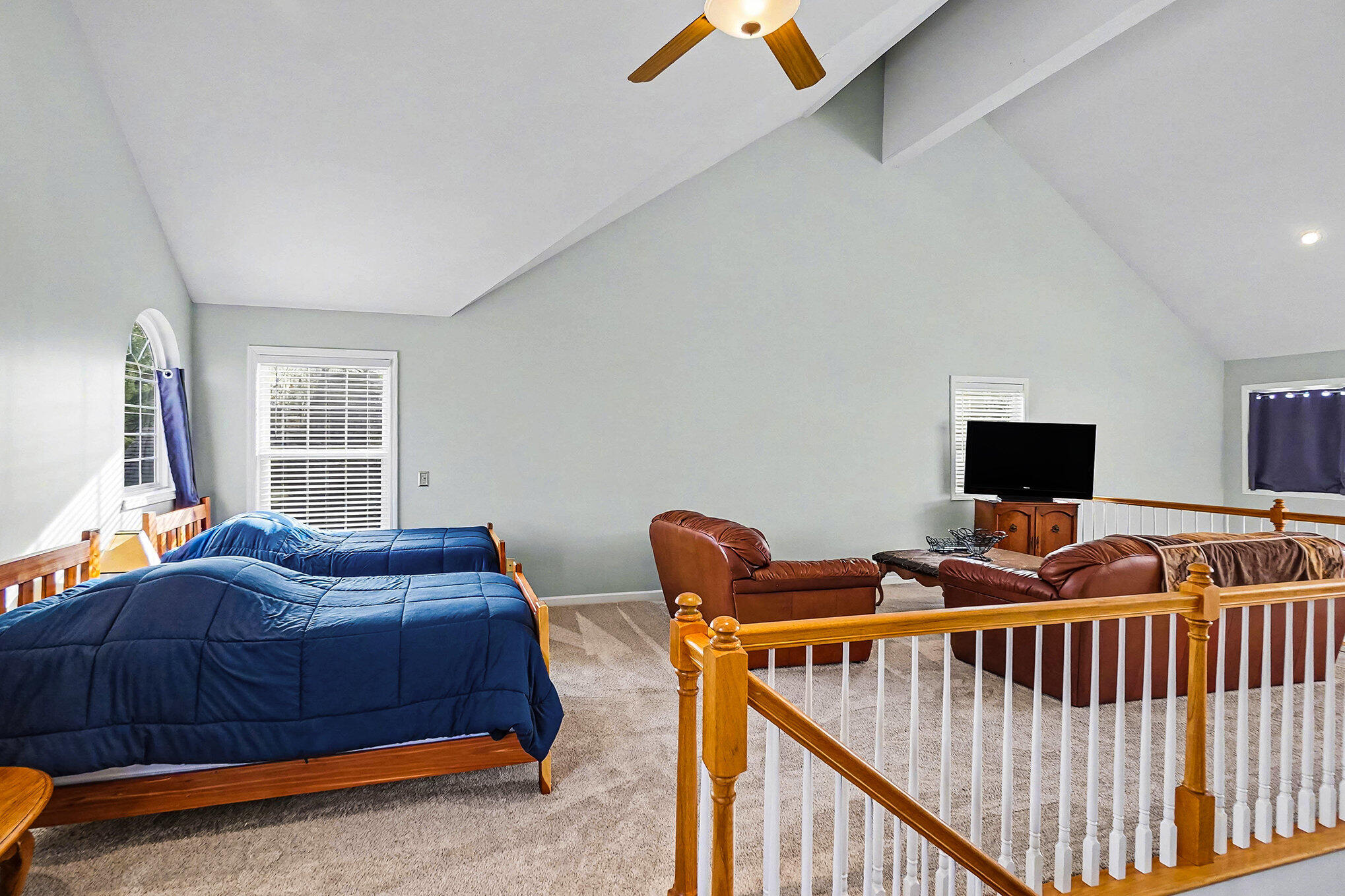 7663 Bay Meadow