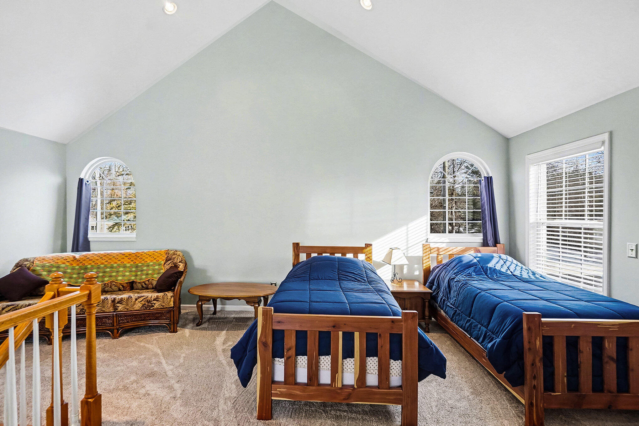 7663 Bay Meadow