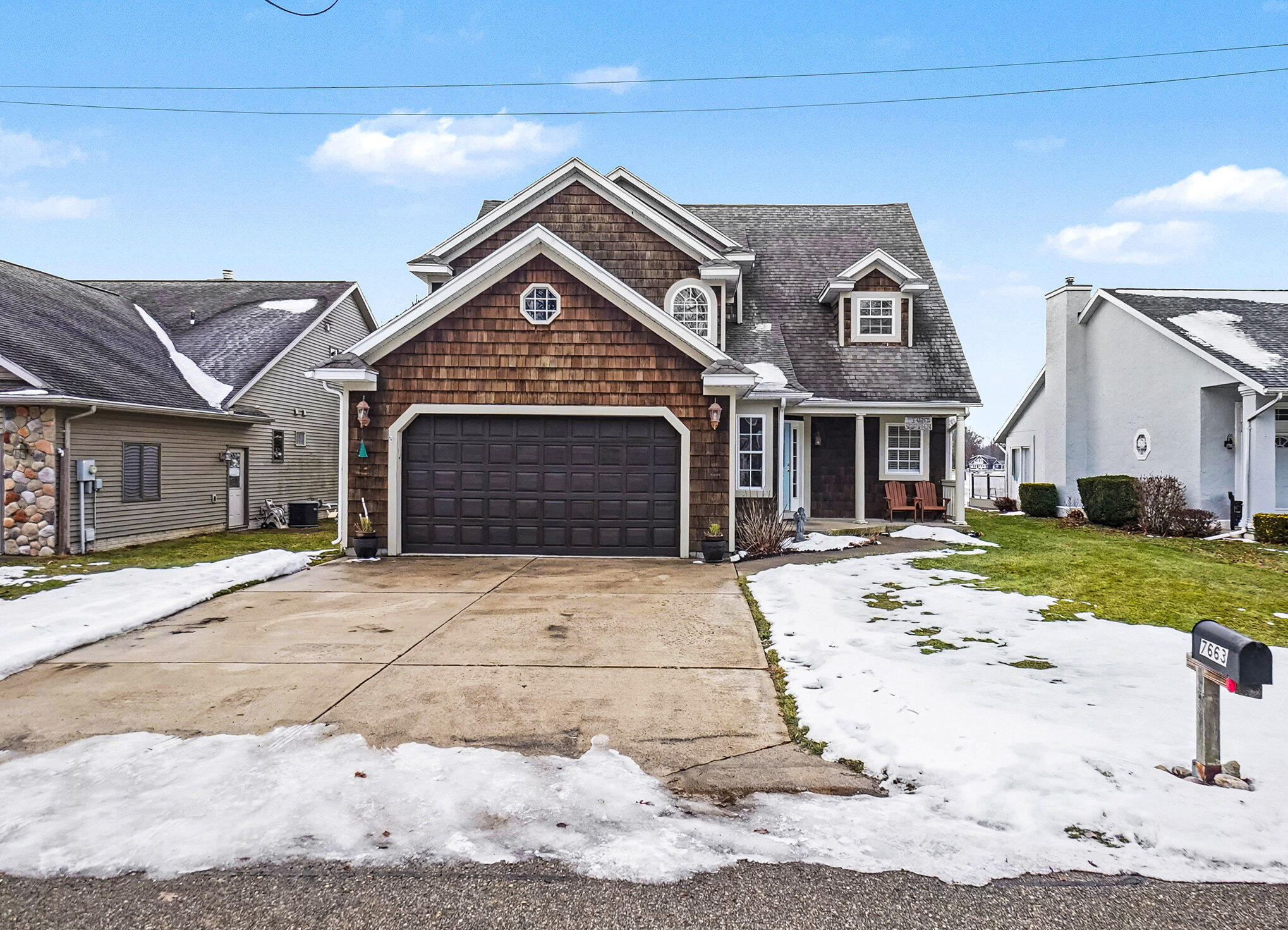 7663 Bay Meadow