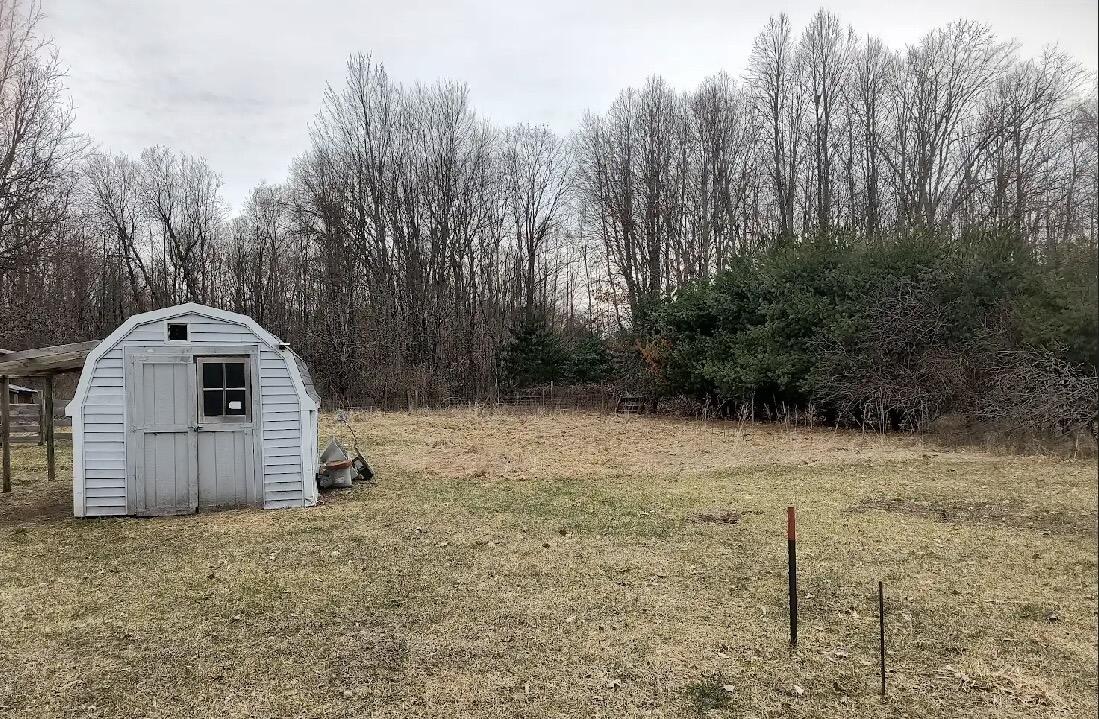 9433 8 Mile Road