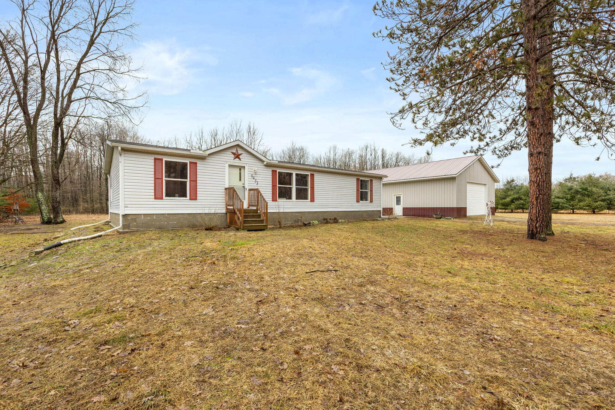 9433 8 Mile Road