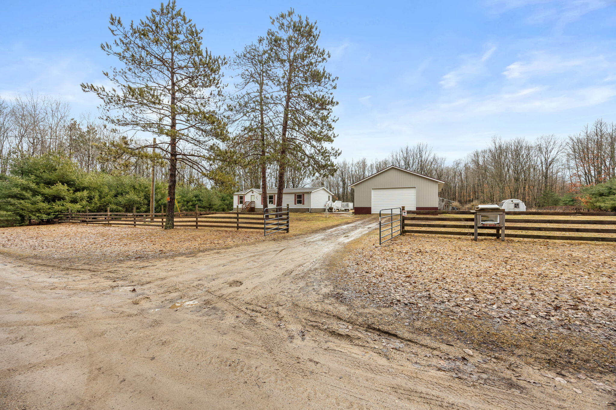 9433 8 Mile Road