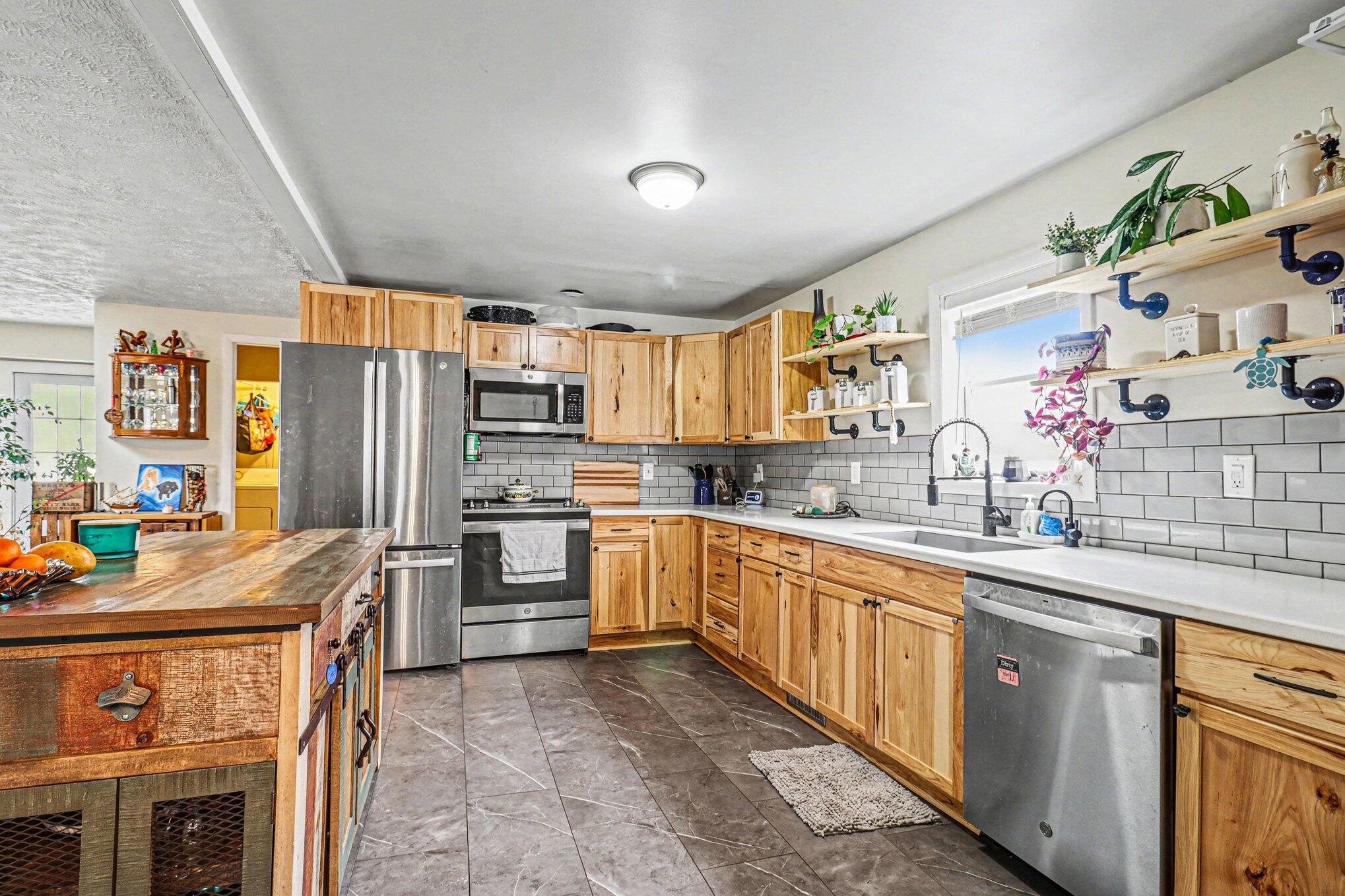 801 N 4th Avenue
