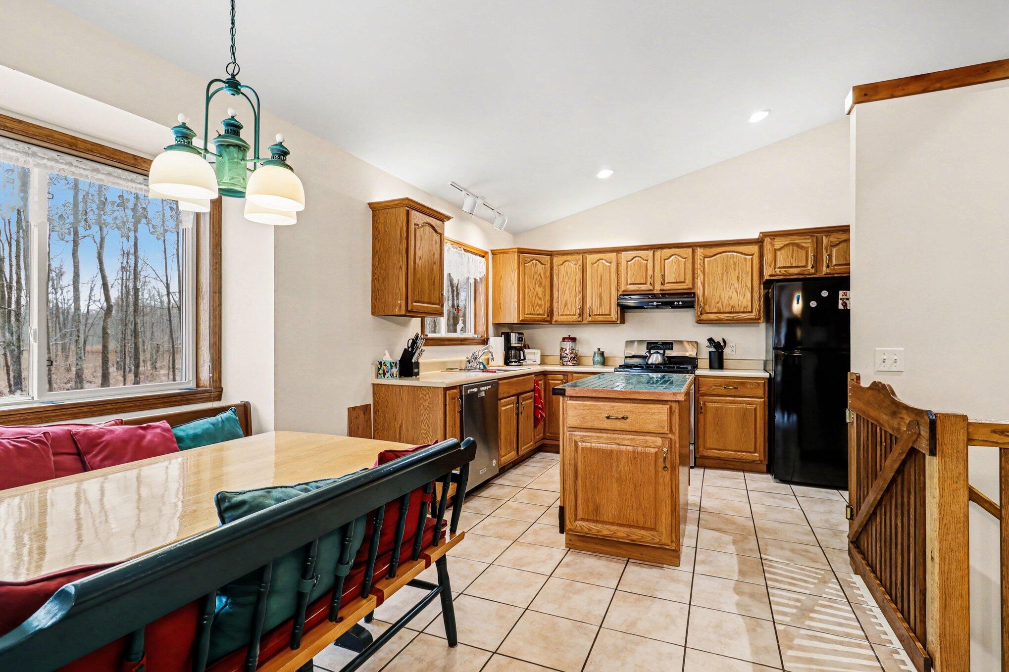 6175 Fox Run Circle
