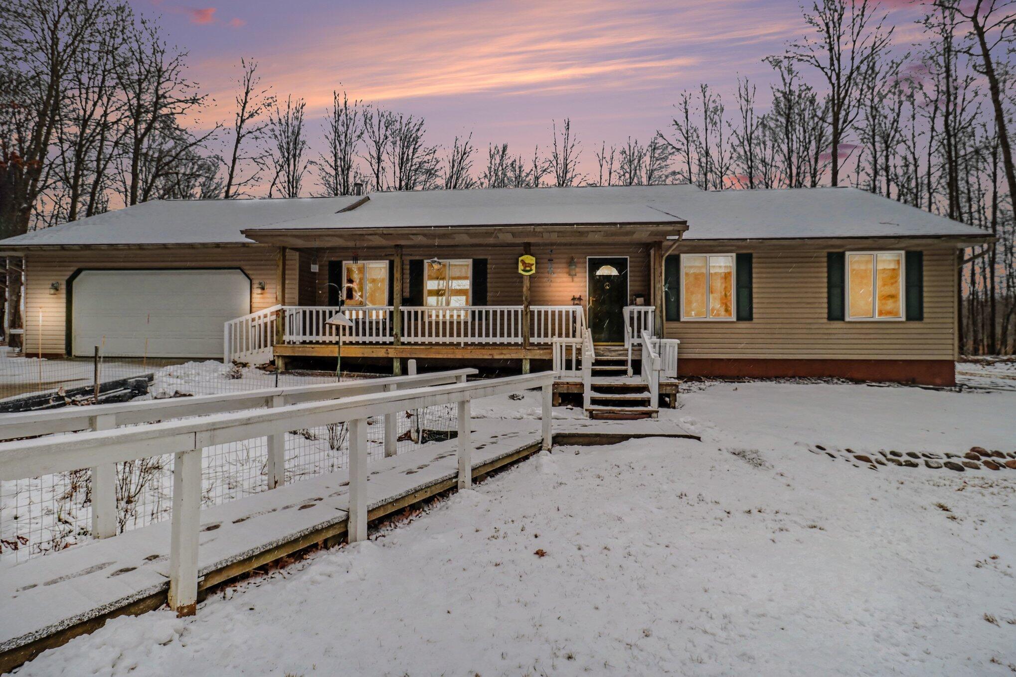 6175 Fox Run Circle