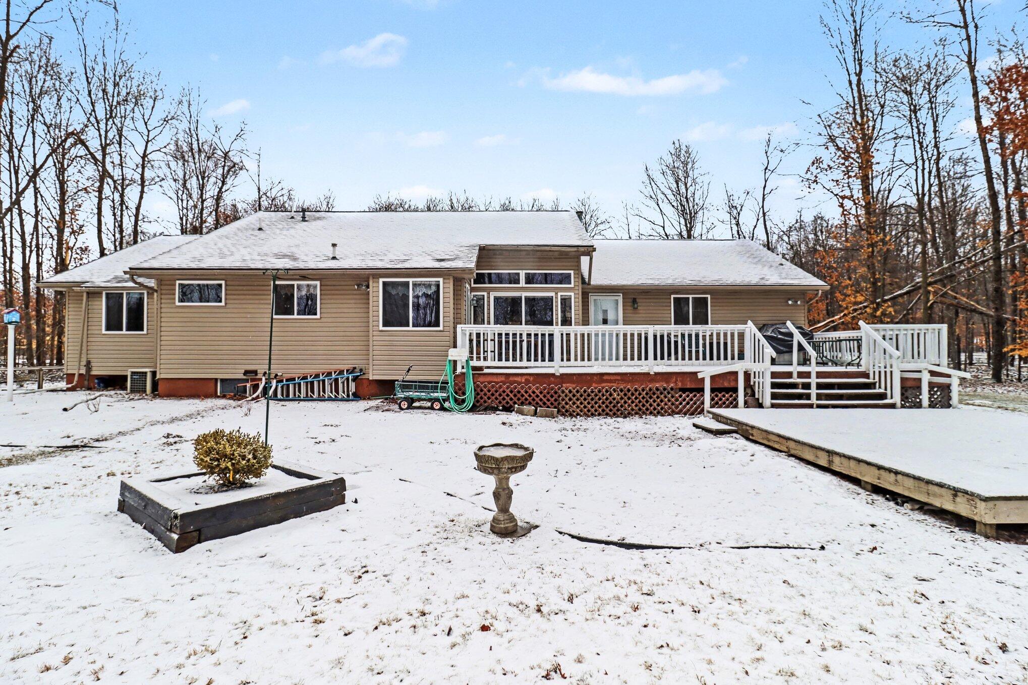 6175 Fox Run Circle