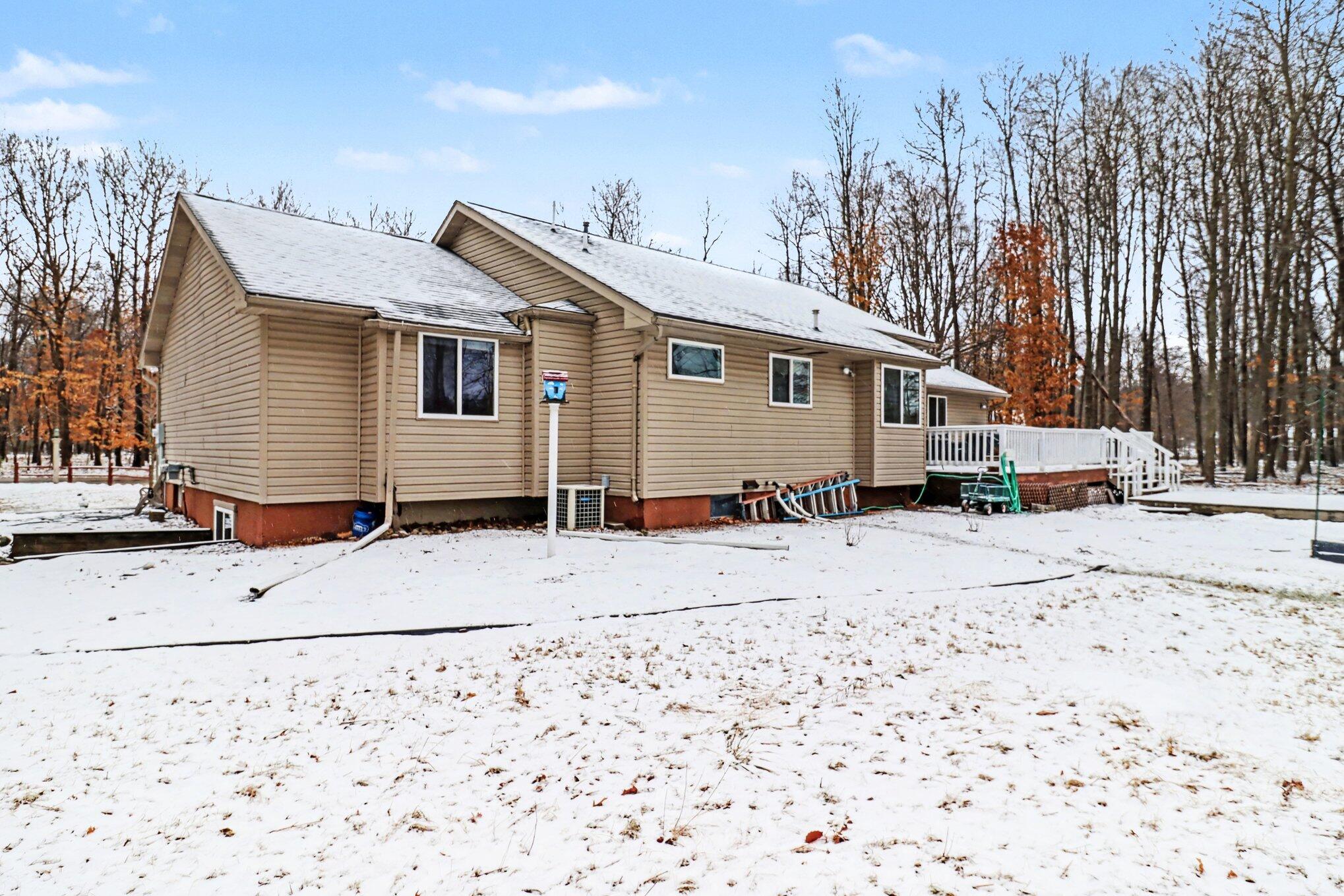 6175 Fox Run Circle