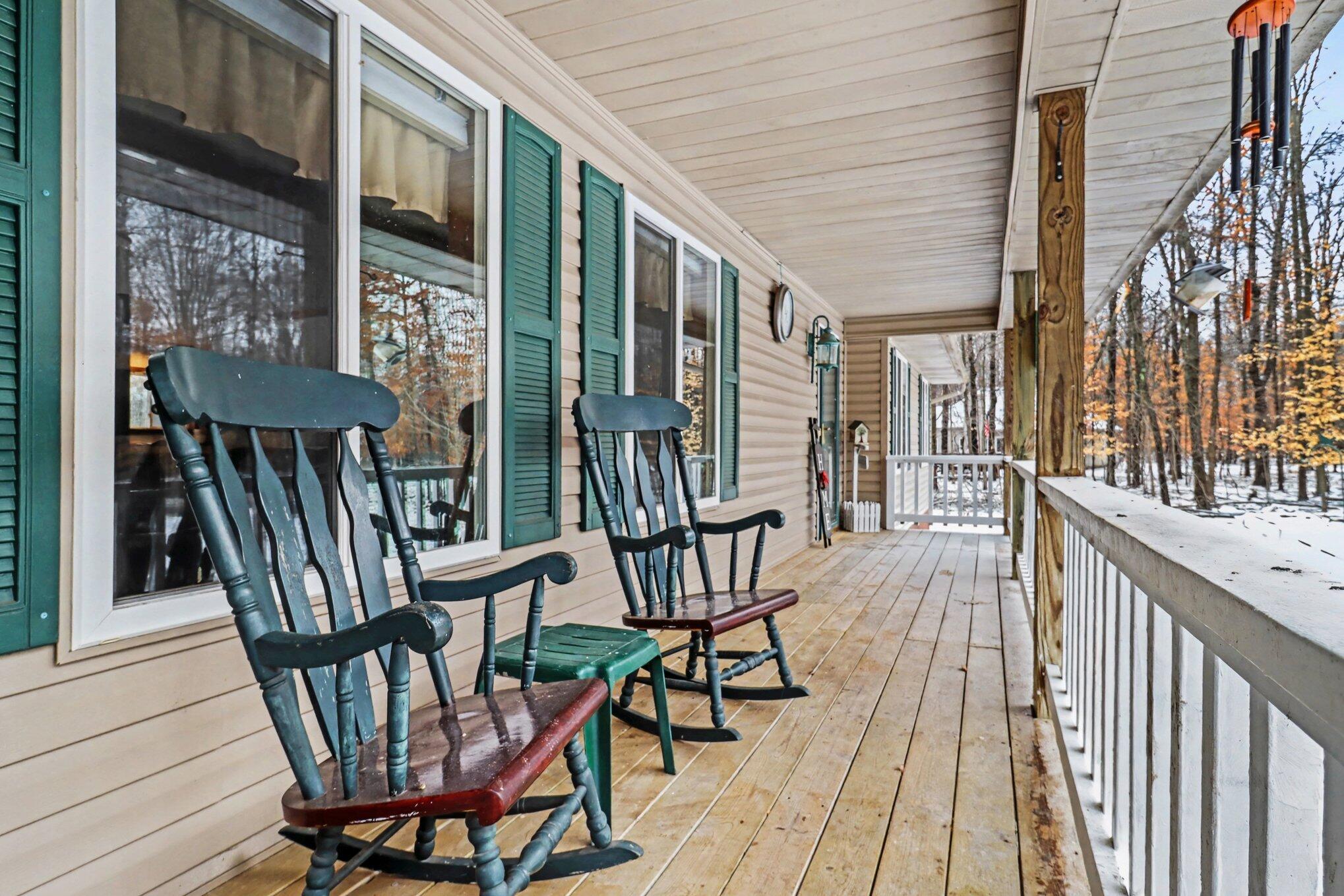 6175 Fox Run Circle