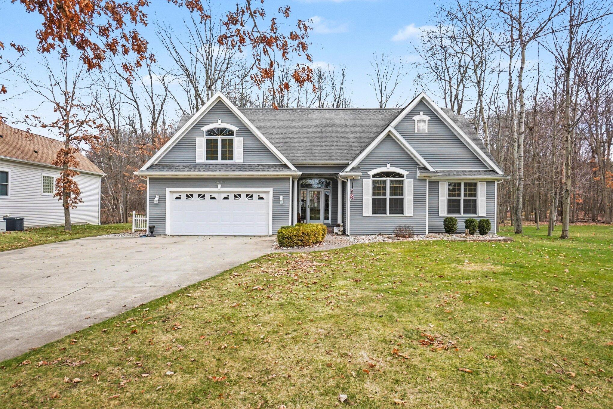 7604 Regency Lane