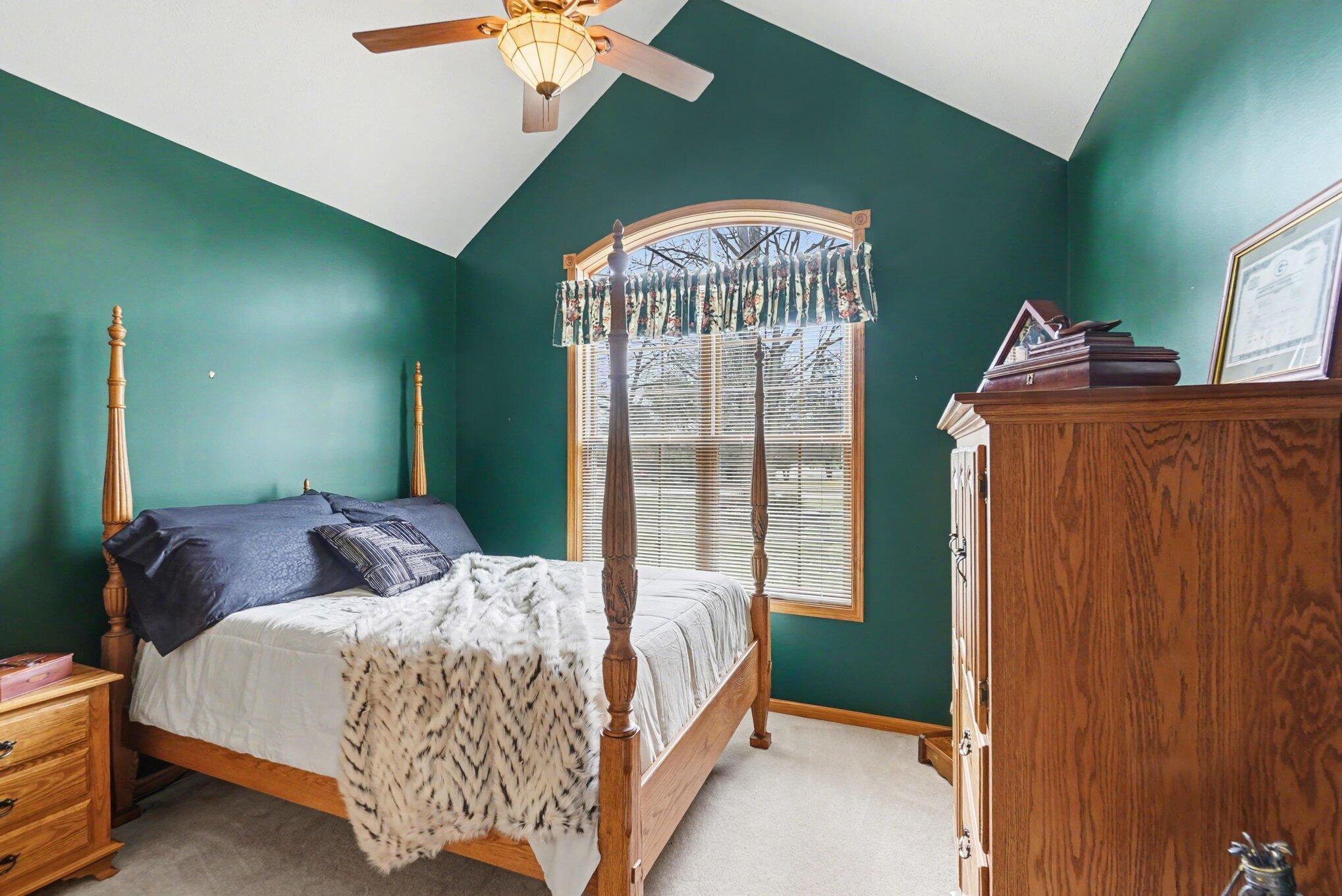 7604 Regency Lane