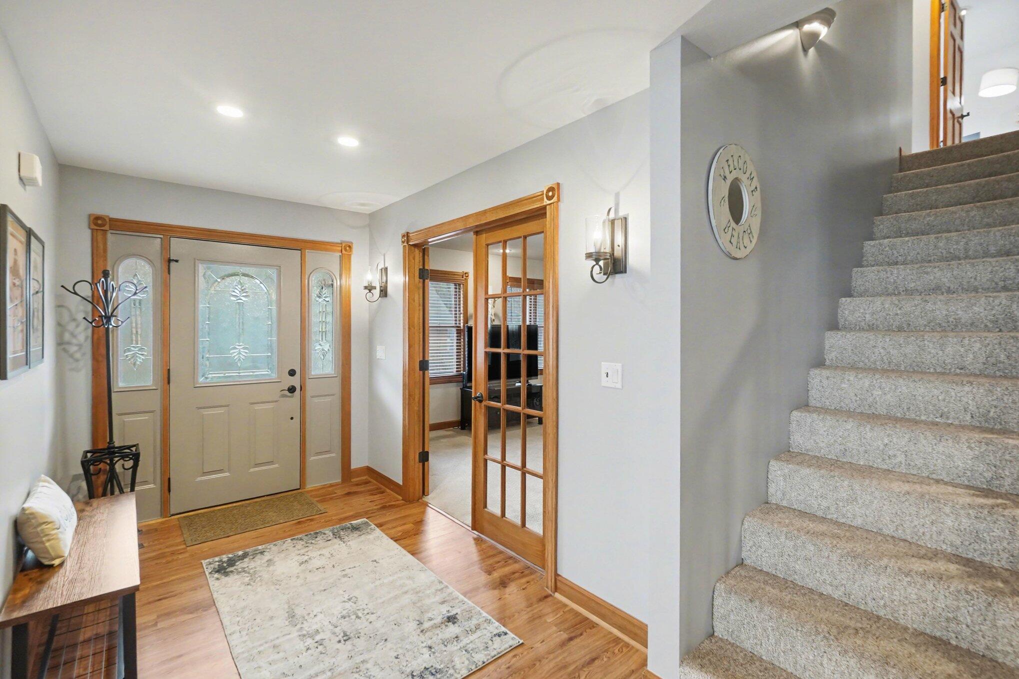 10085 Holly Lane