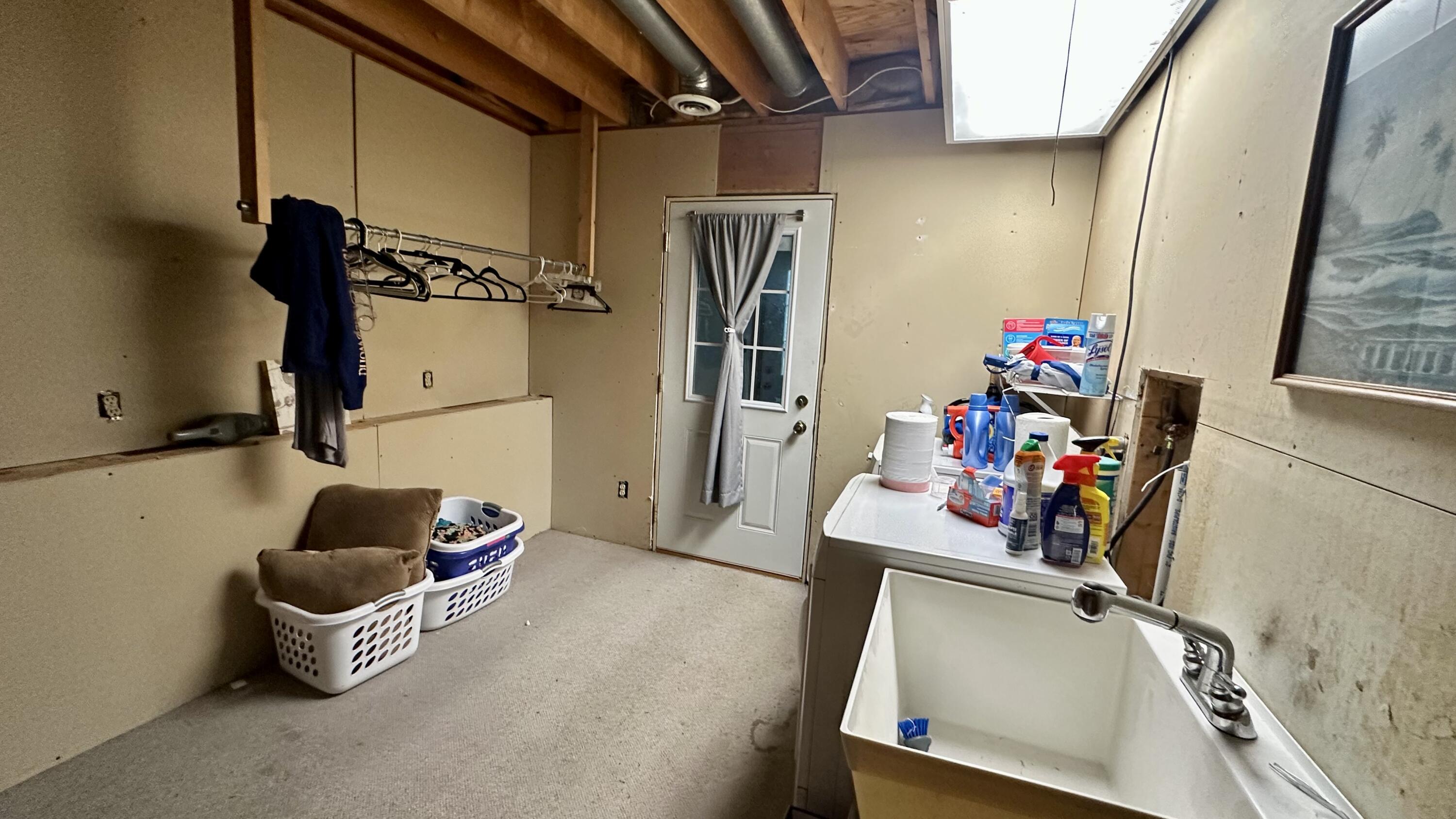 15827 Buchanan Road