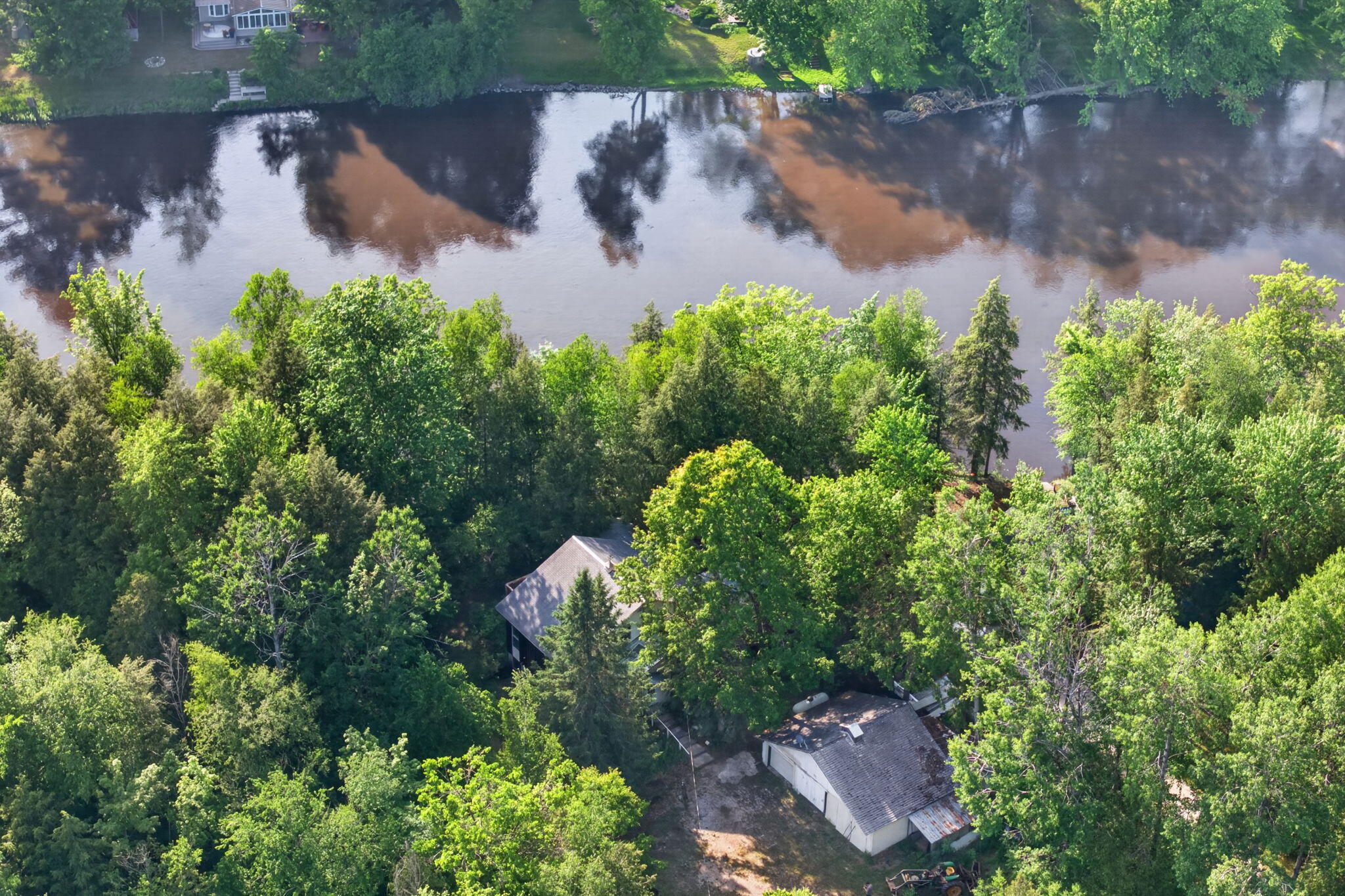 3007 Riverview Drive