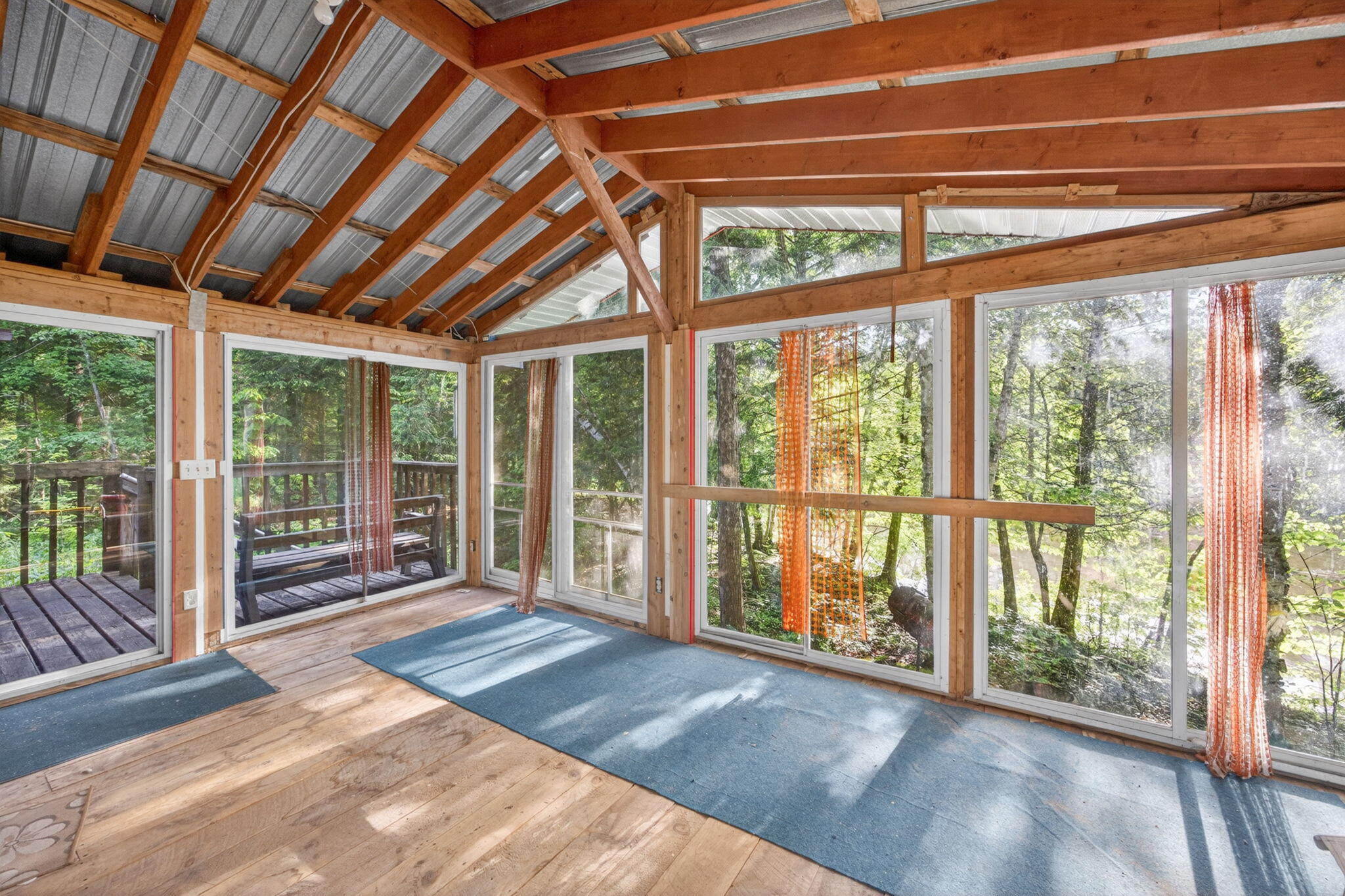 3007 Riverview Drive