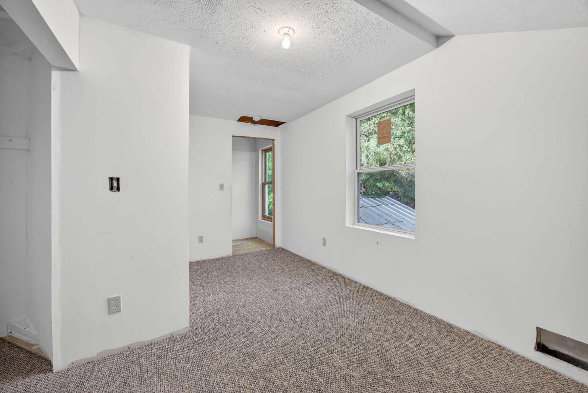 3007 Riverview Drive