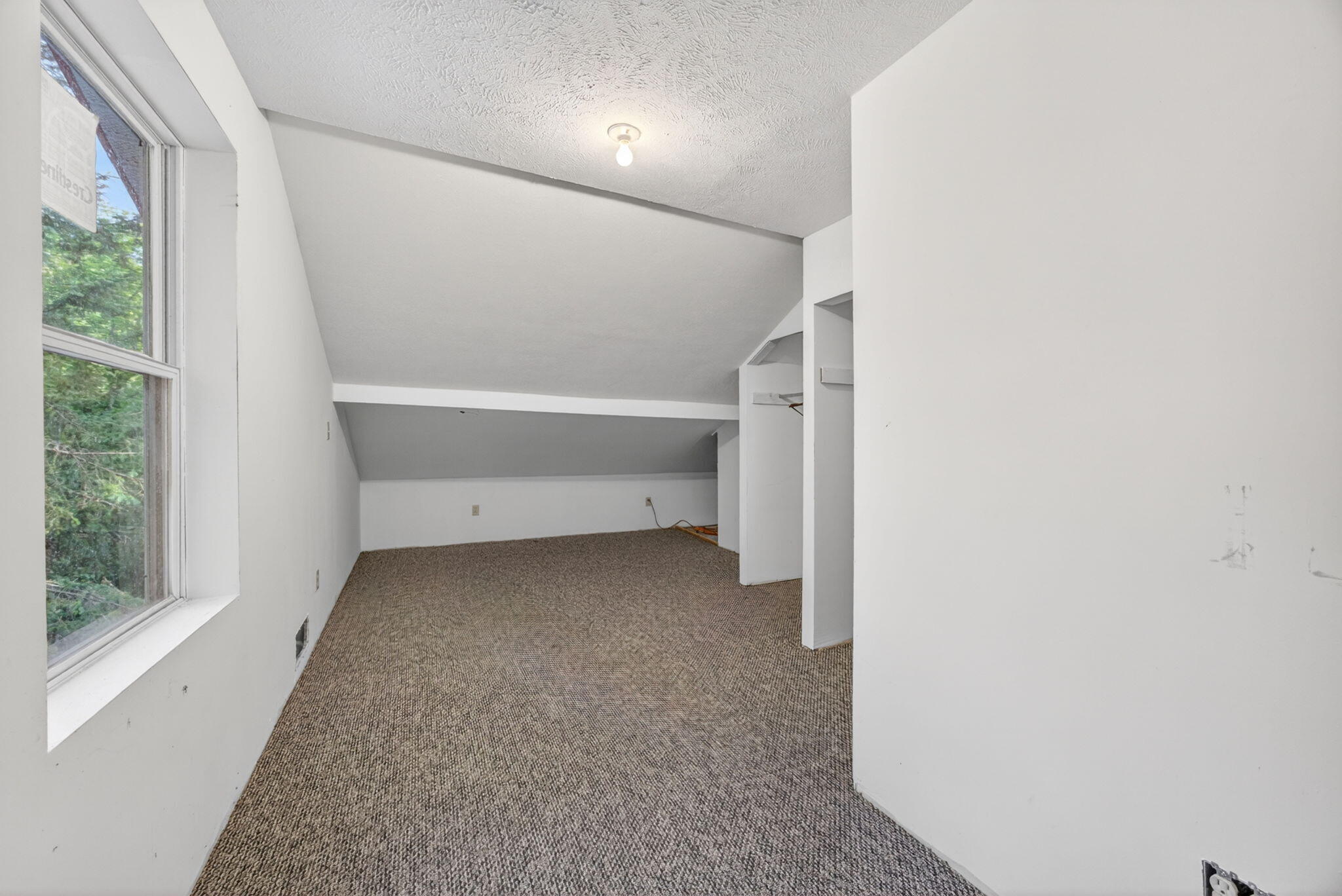 3007 Riverview Drive