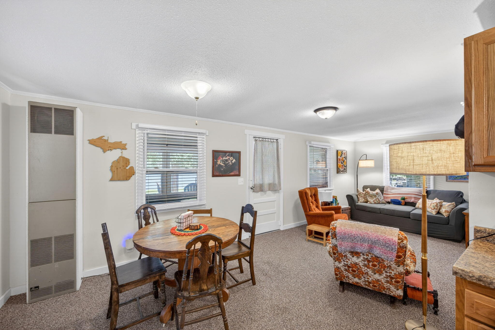 9267 Lake Drive