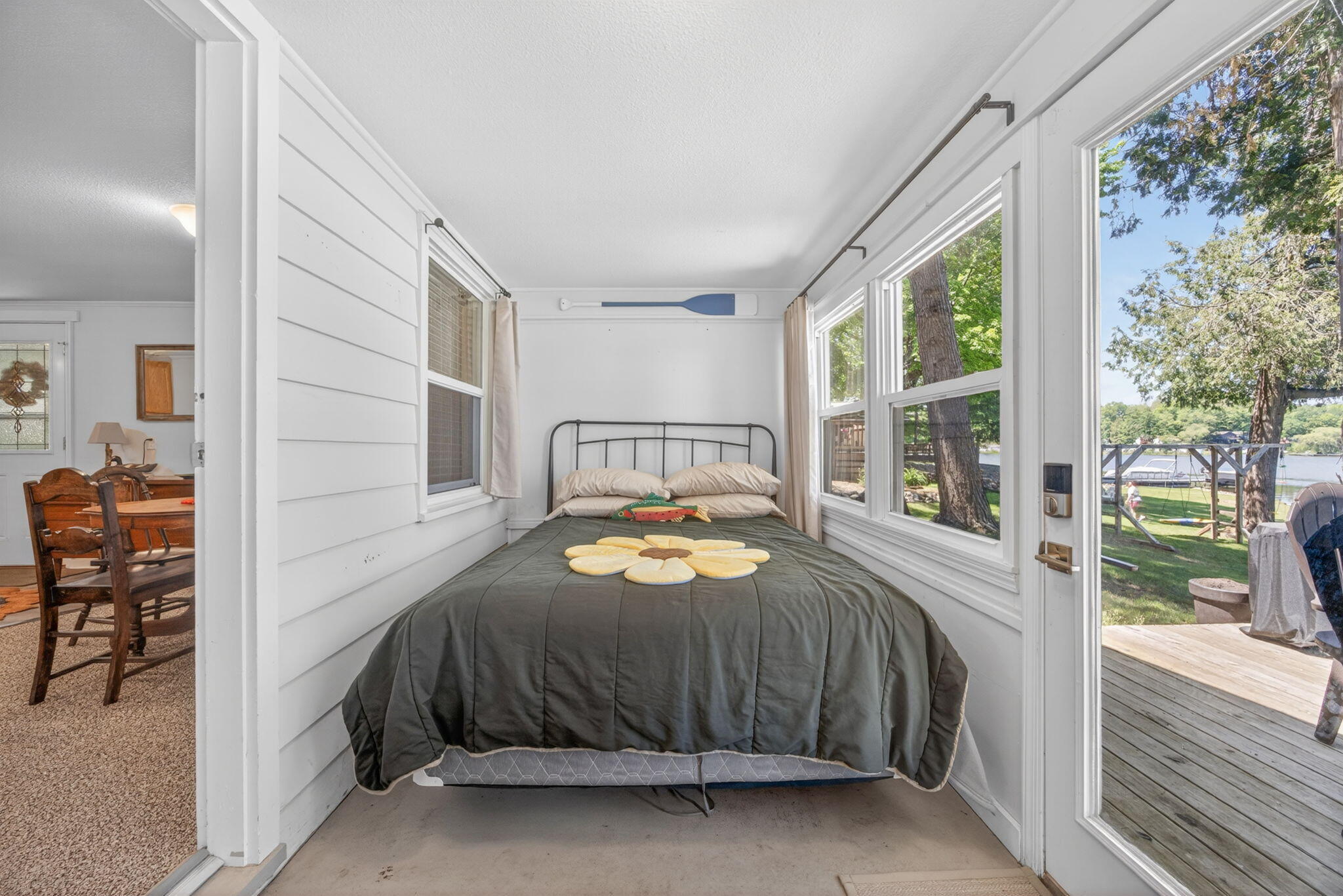 9267 Lake Drive