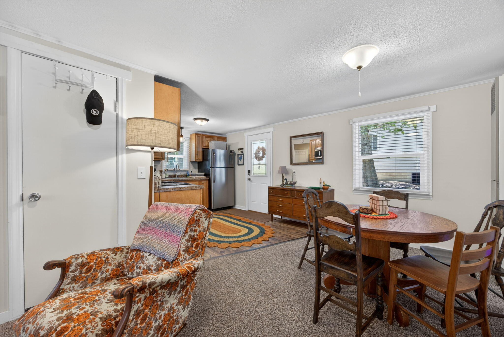 9267 Lake Drive
