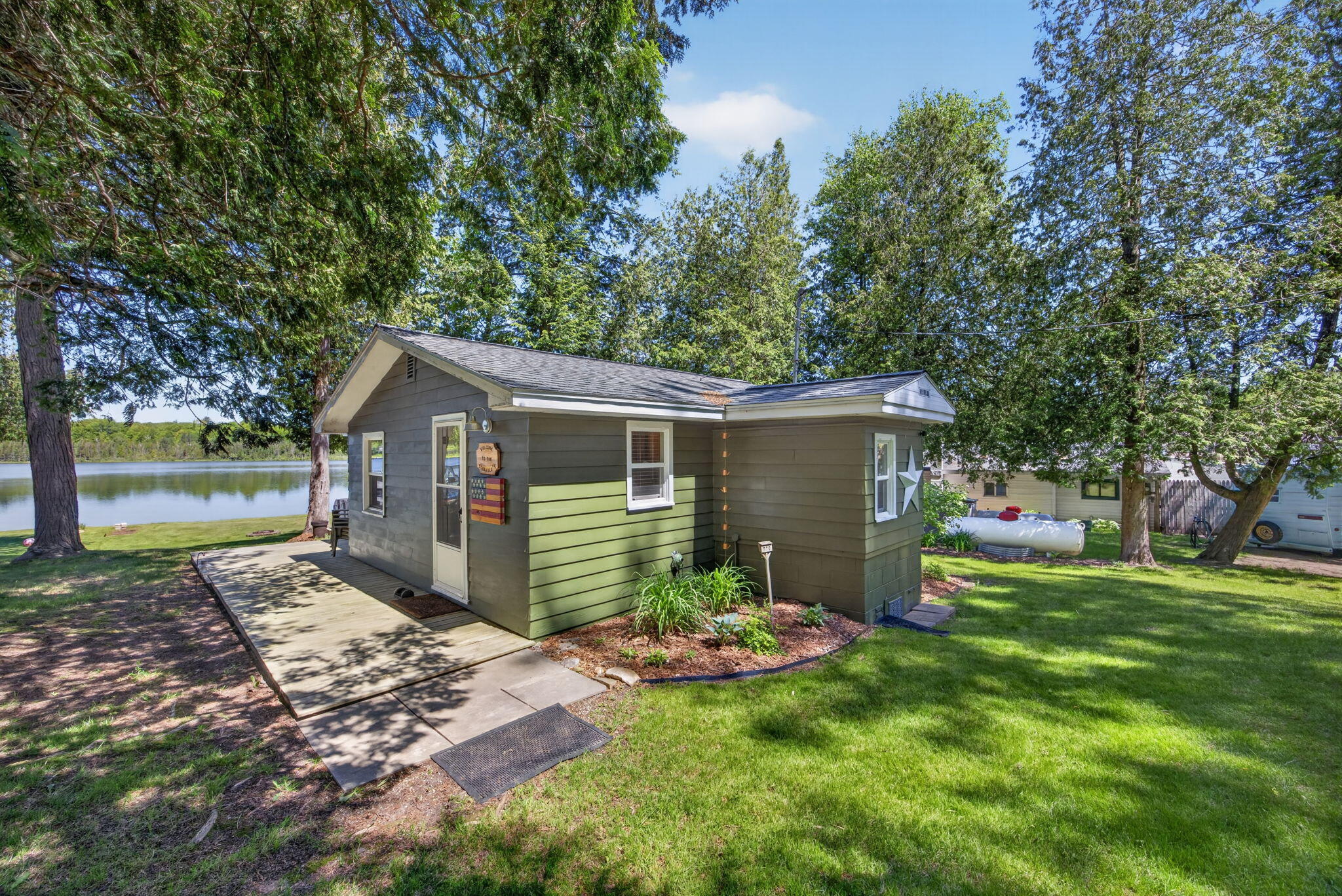 9267 Lake Drive